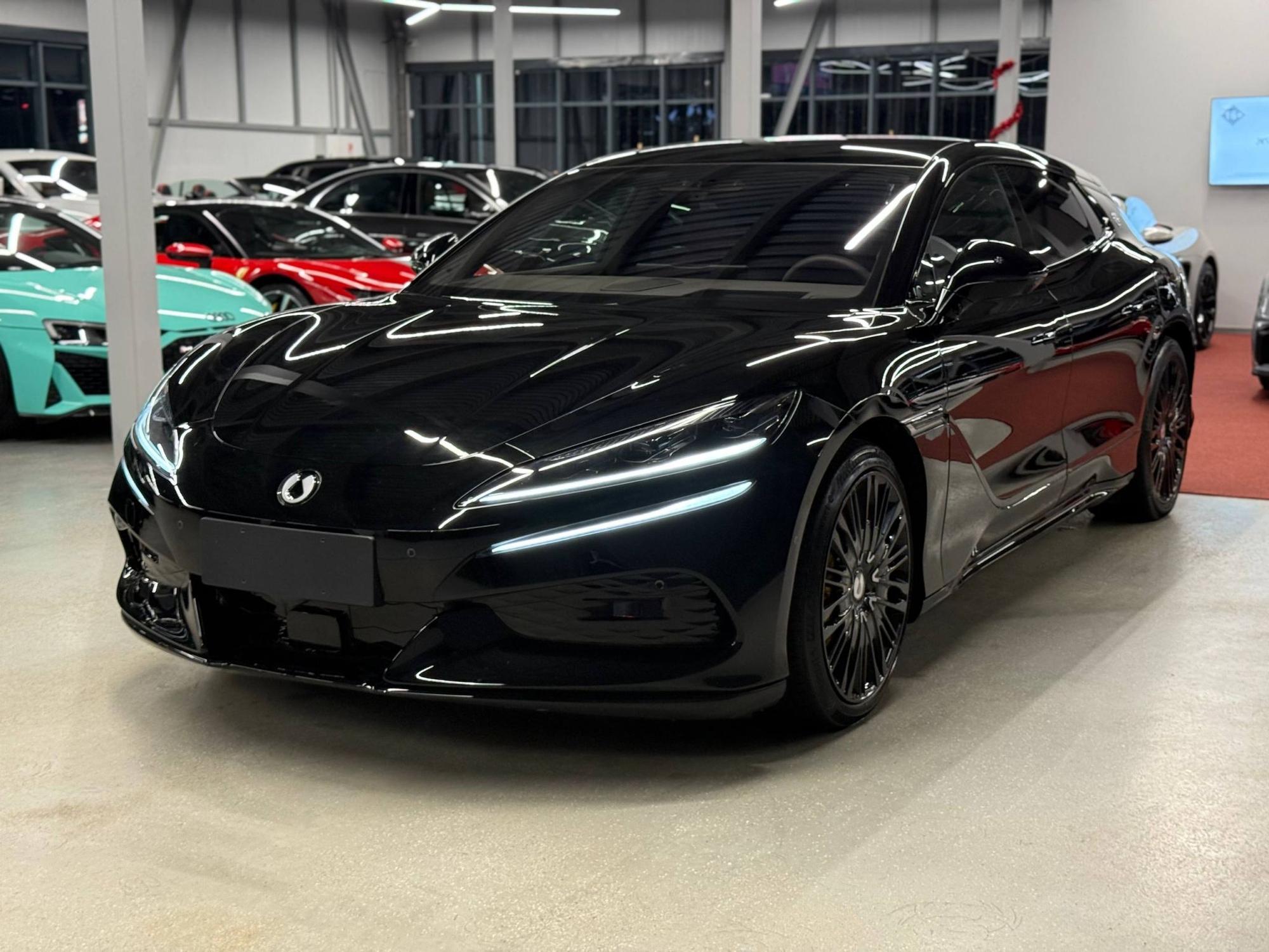 Автомобиль - изображение 1 из 5