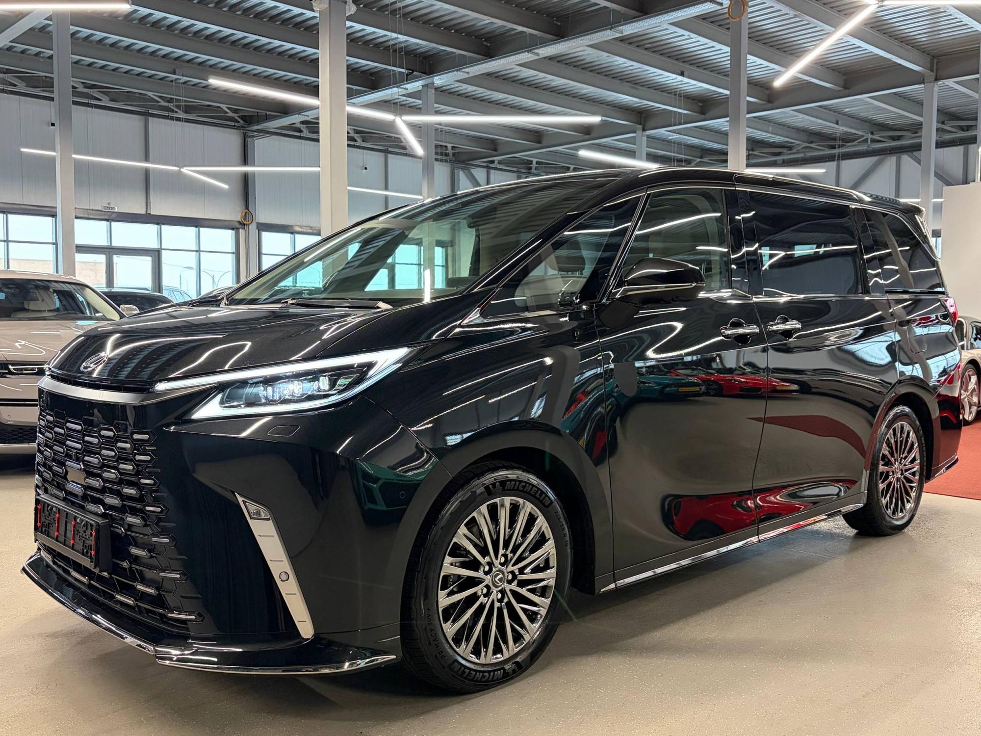 Автомобиль - изображение 1 из 5