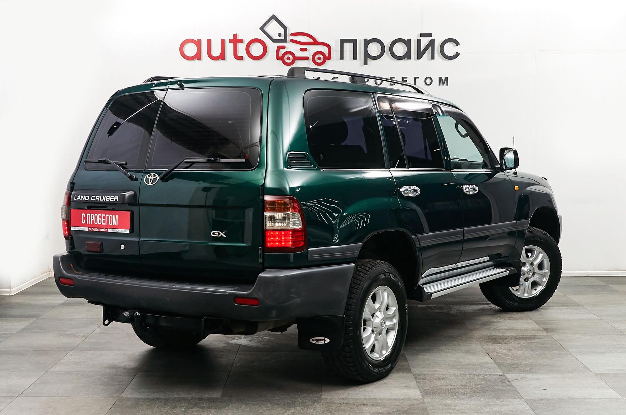 Toyota Land Cruiser - 4