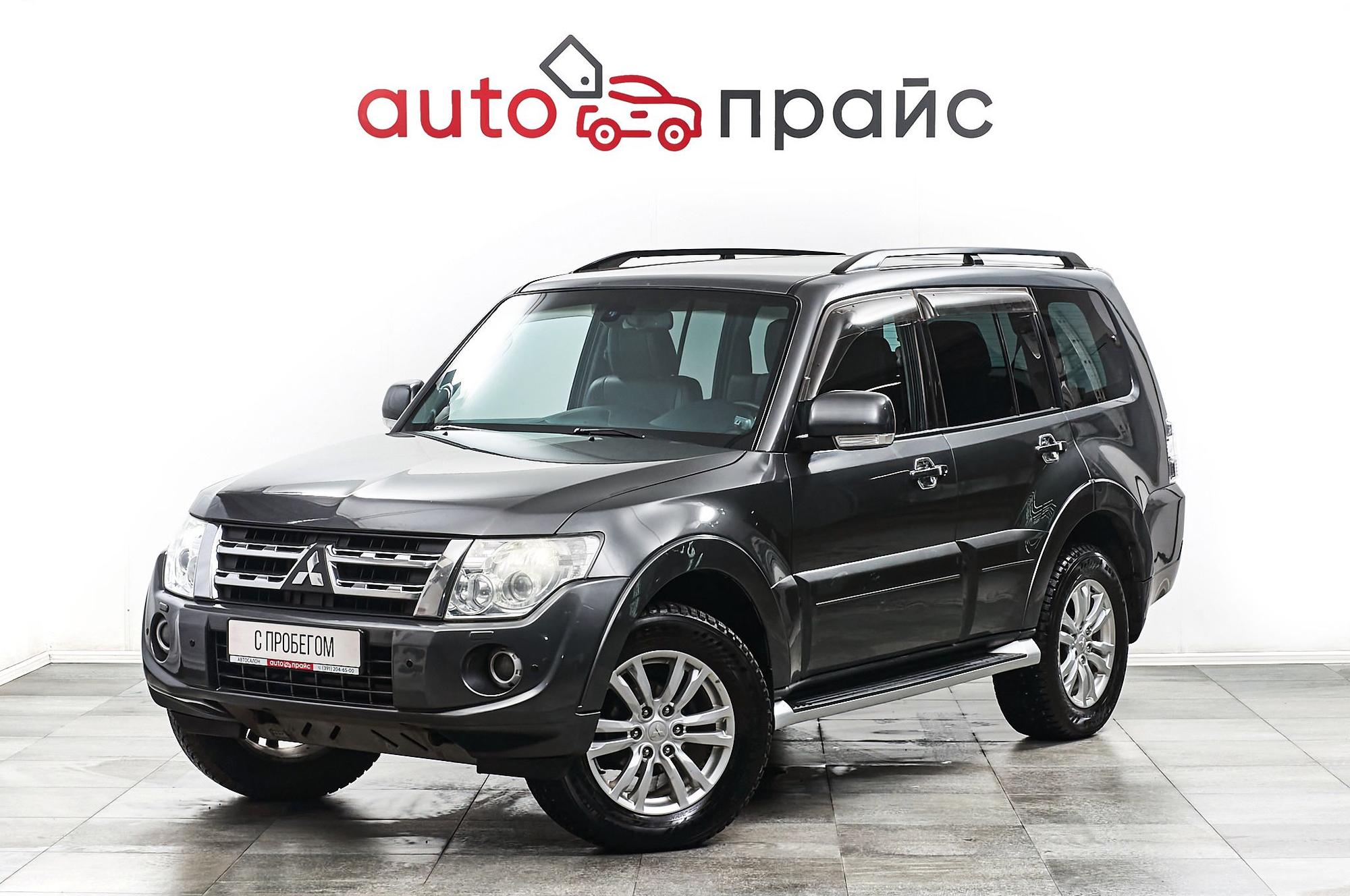 Mitsubishi Pajero - 2