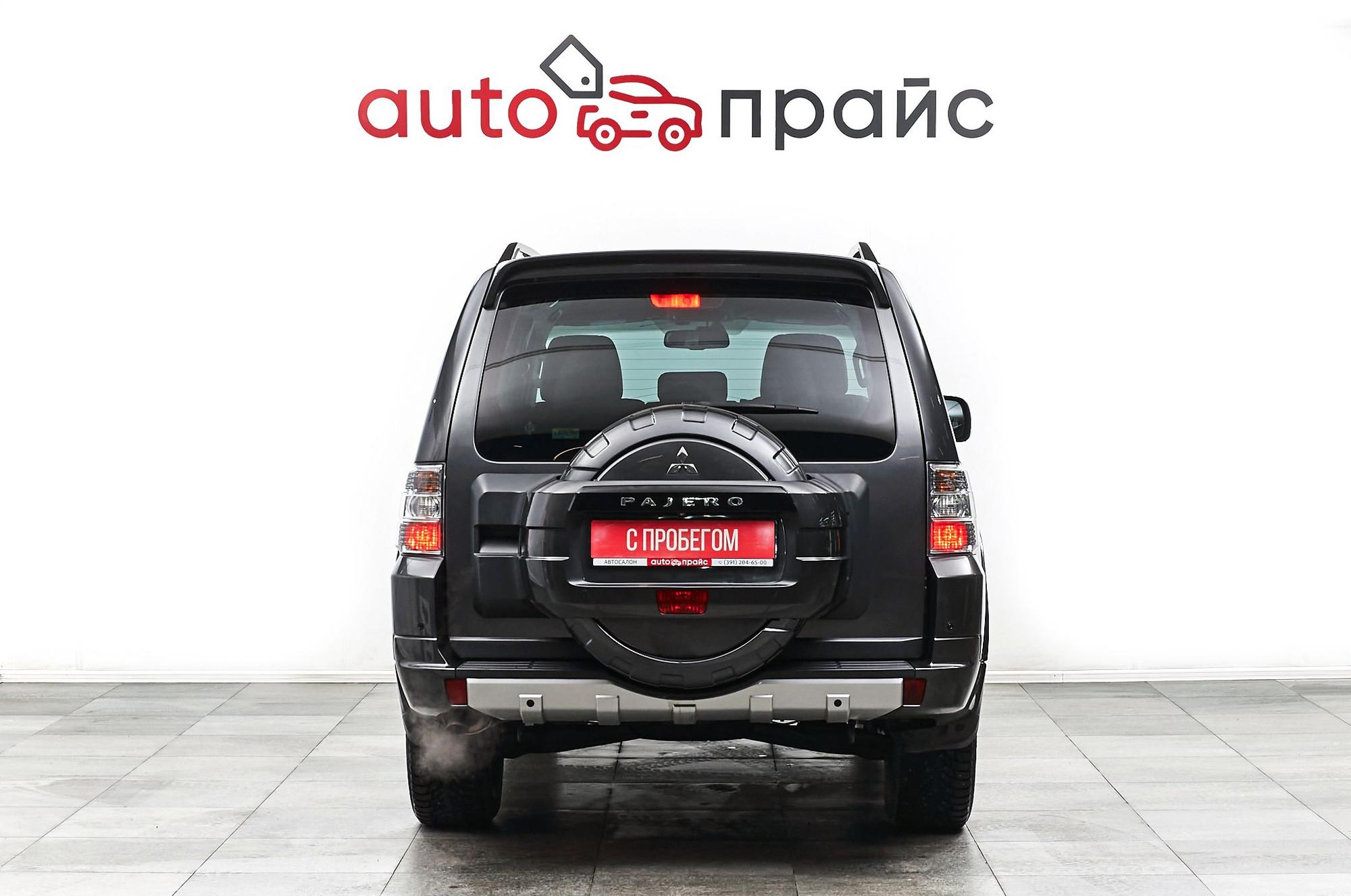 Mitsubishi Pajero - 5