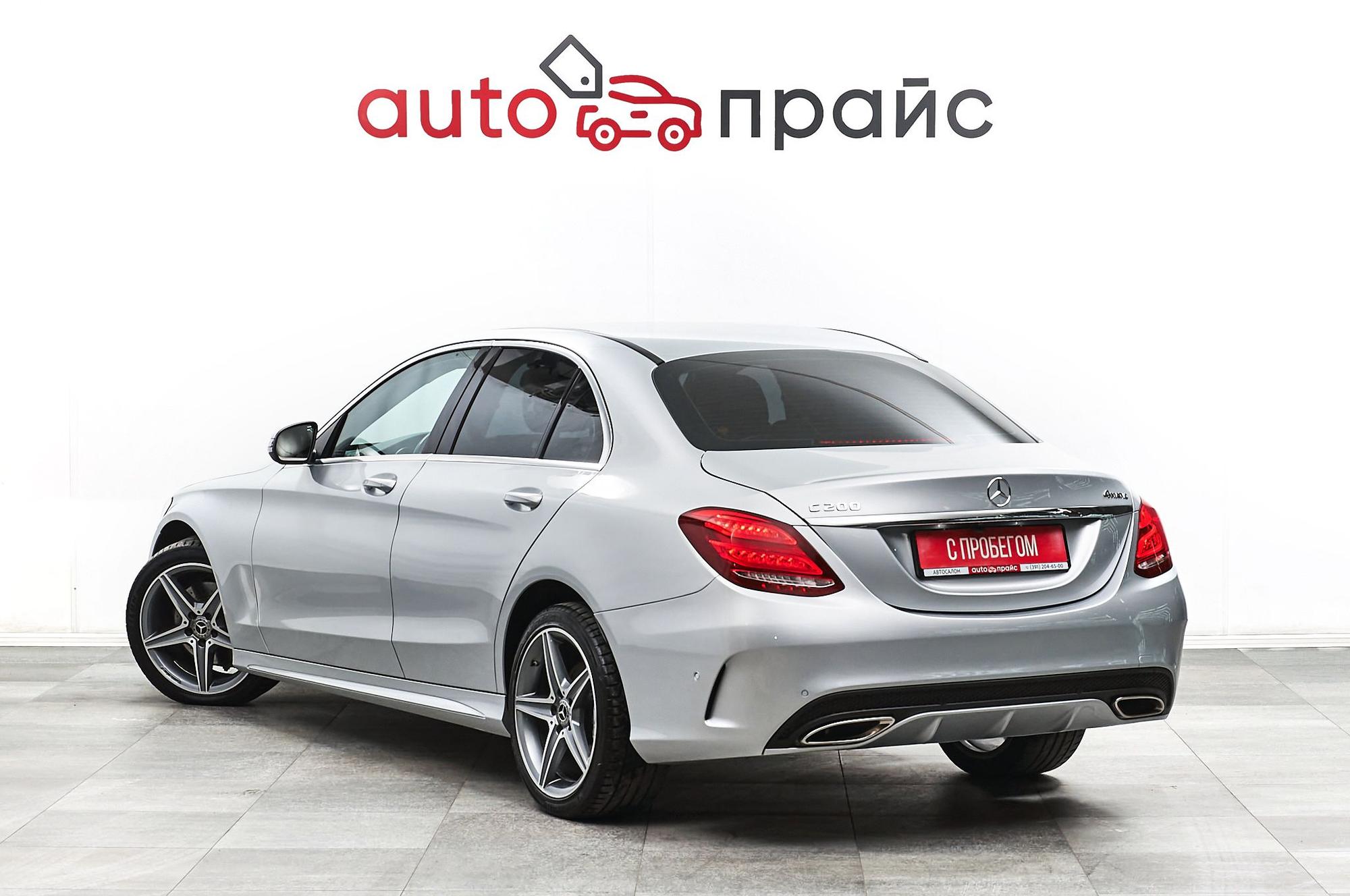 Mercedes-Benz C200 - 4