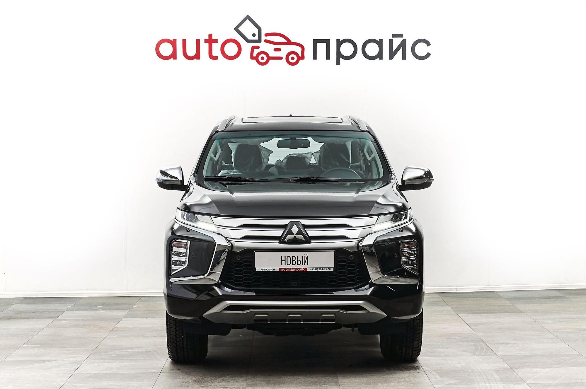 Mitsubishi Pajero Sport - 1