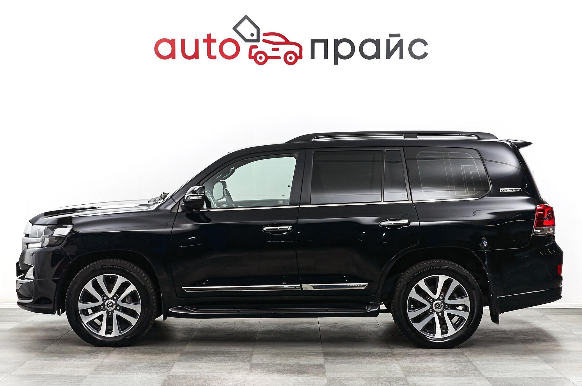 Toyota Land Cruiser - 3