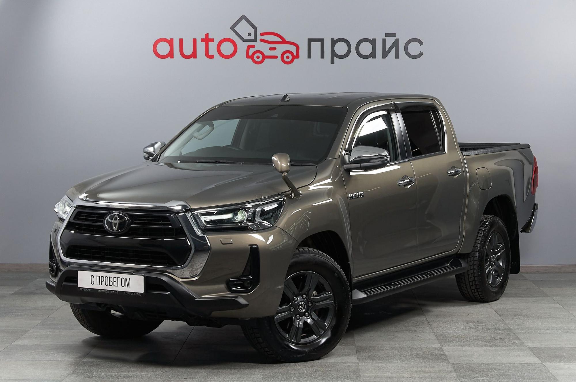 Toyota Hilux - 2