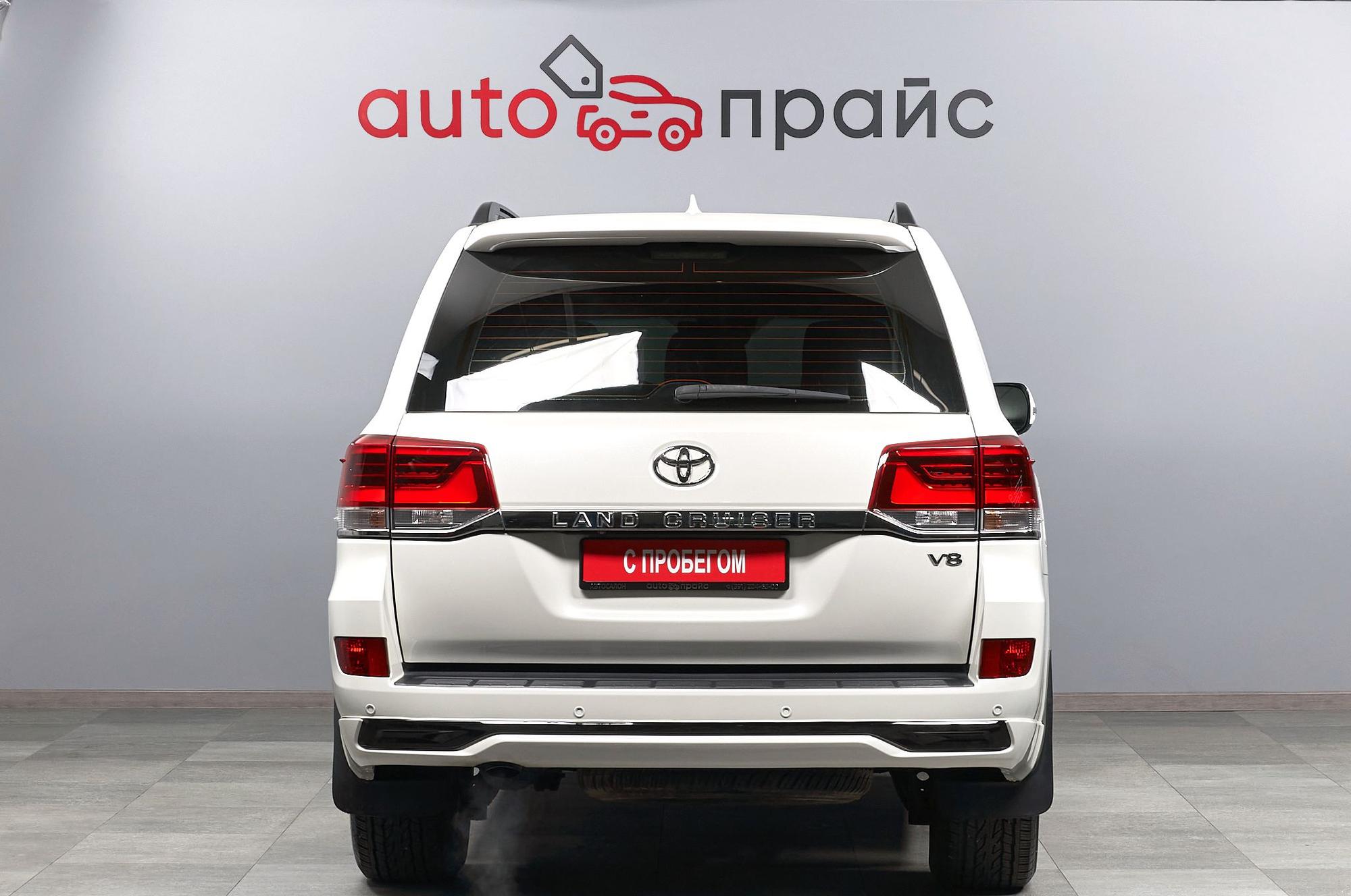 Toyota Land Cruiser - 5