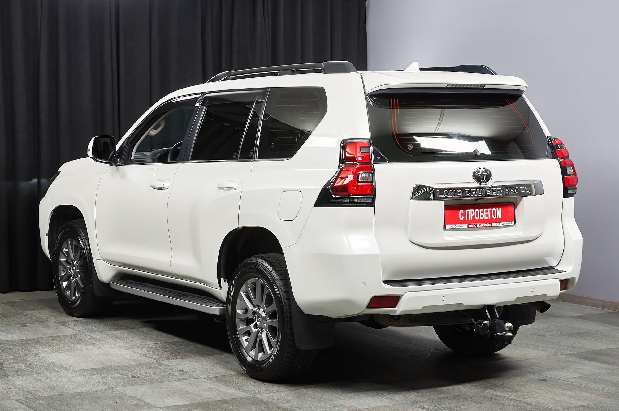 Toyota Land Cruiser Prado - 2