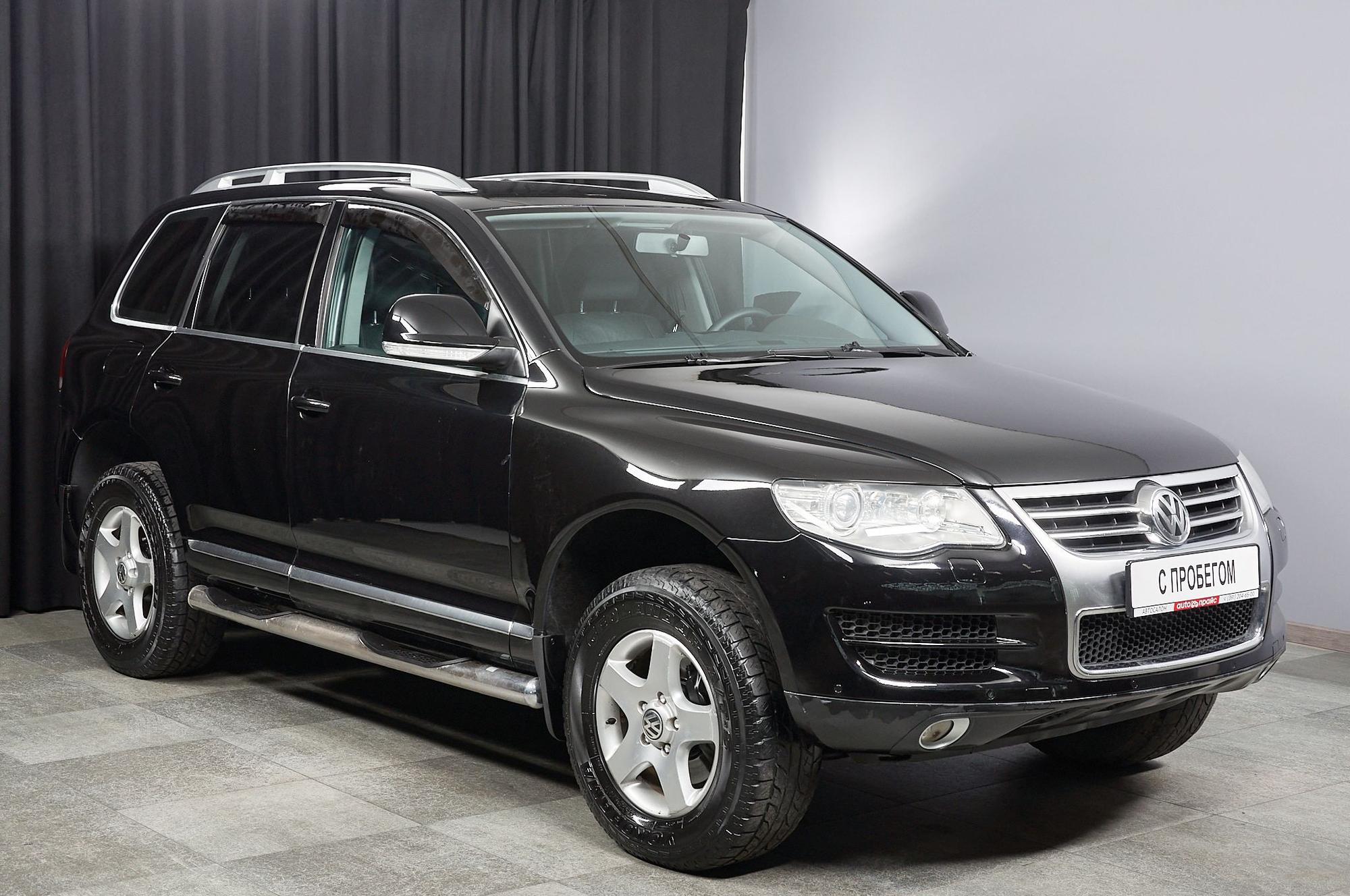 Volkswagen Touareg - 2