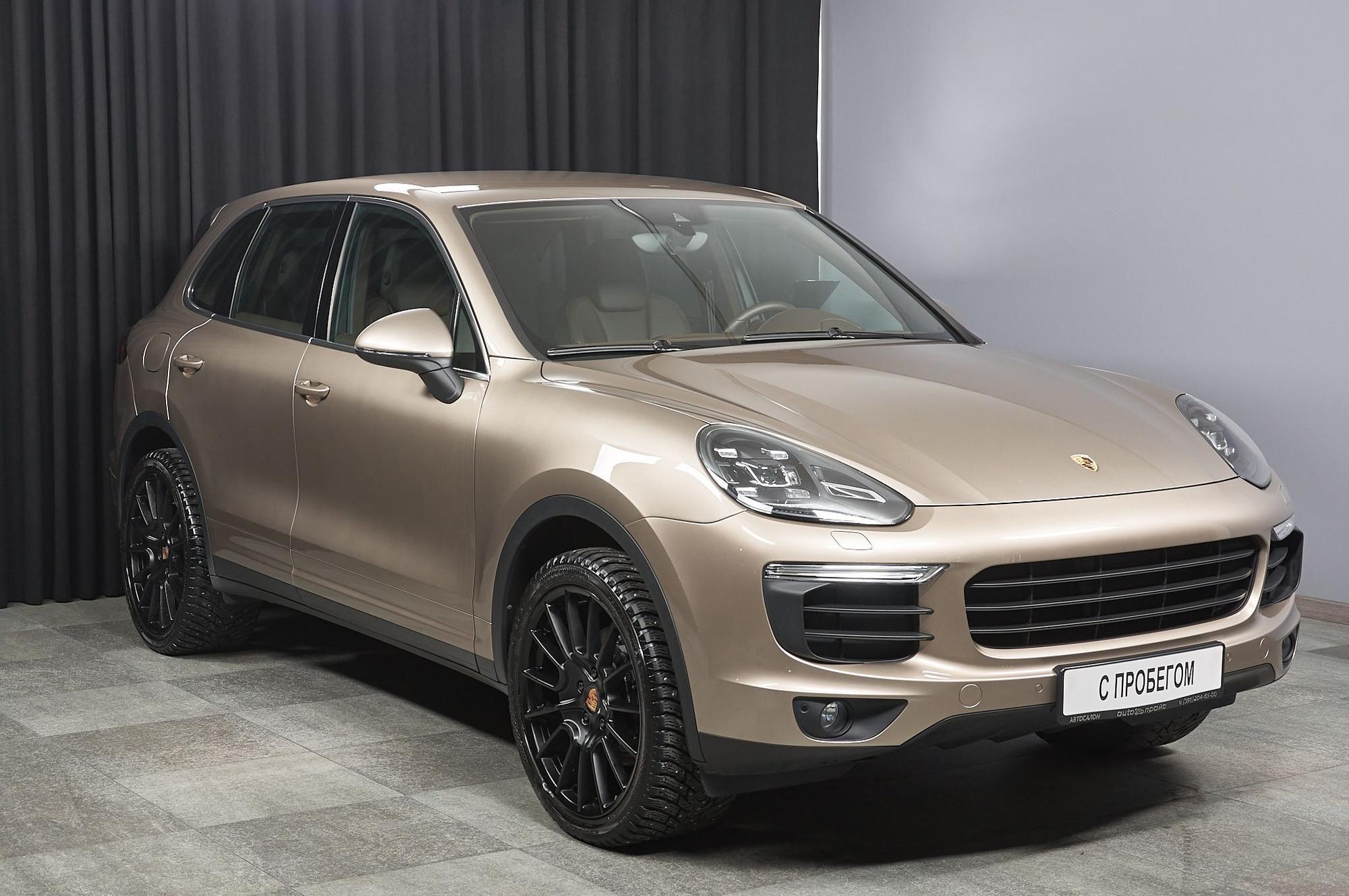 Porsche Cayenne - 2