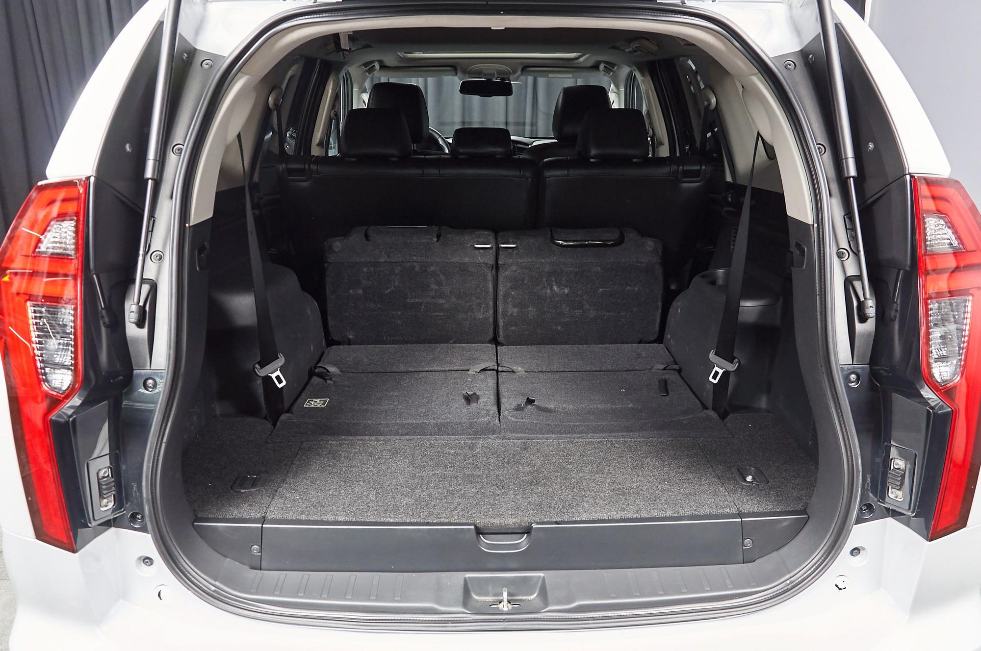 Mitsubishi Pajero Sport - 5