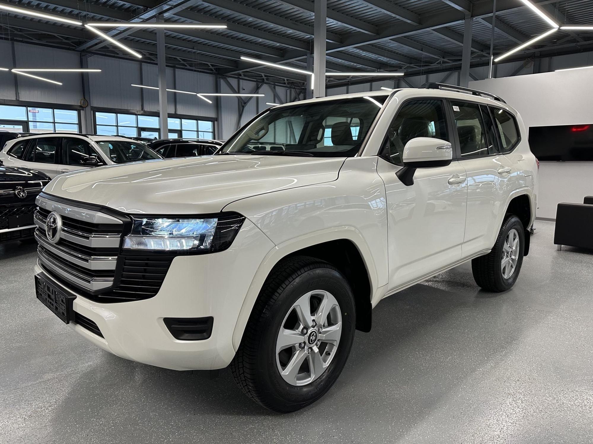 Toyota Land Cruiser - 1