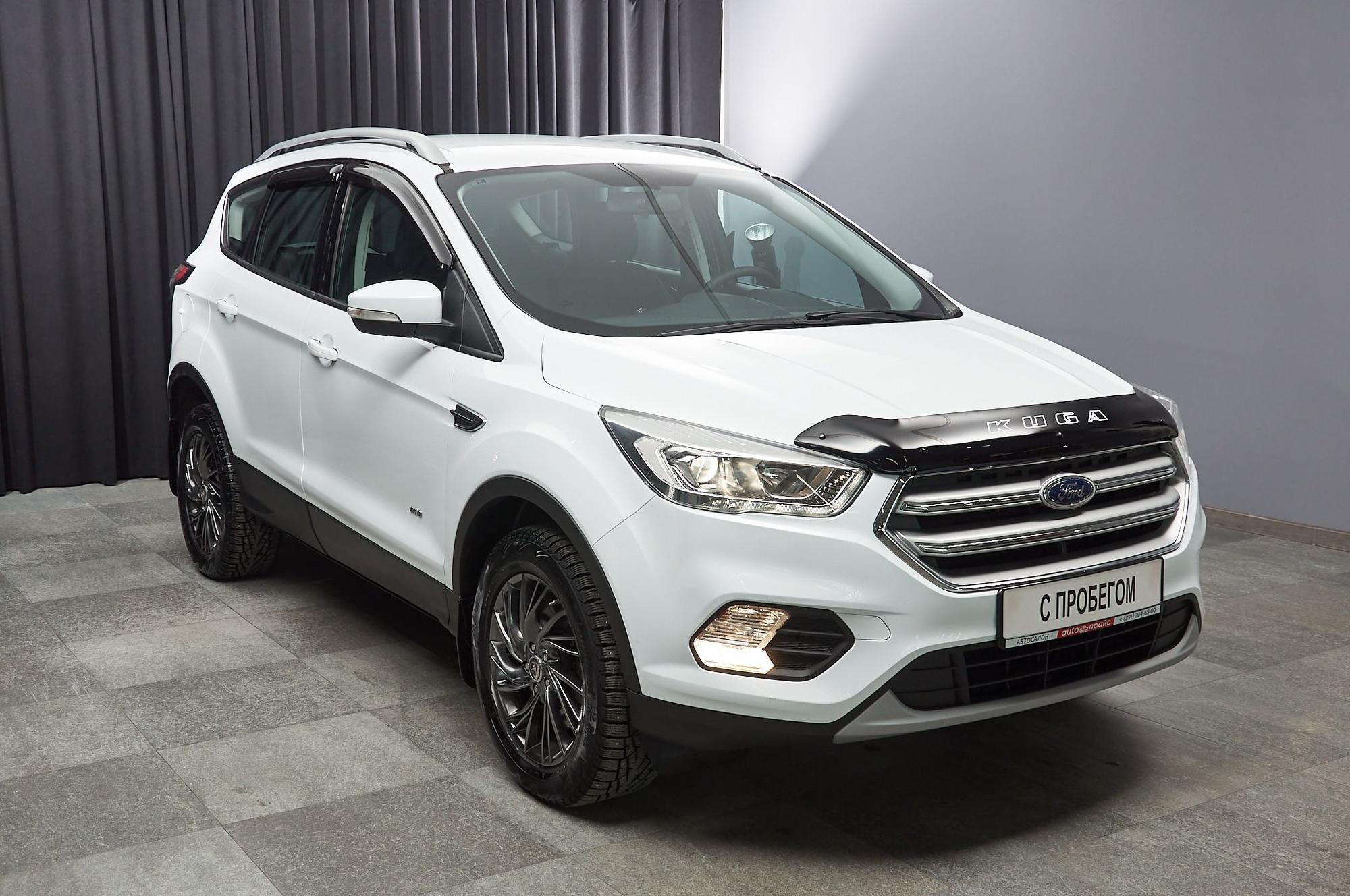 Ford Kuga - 2