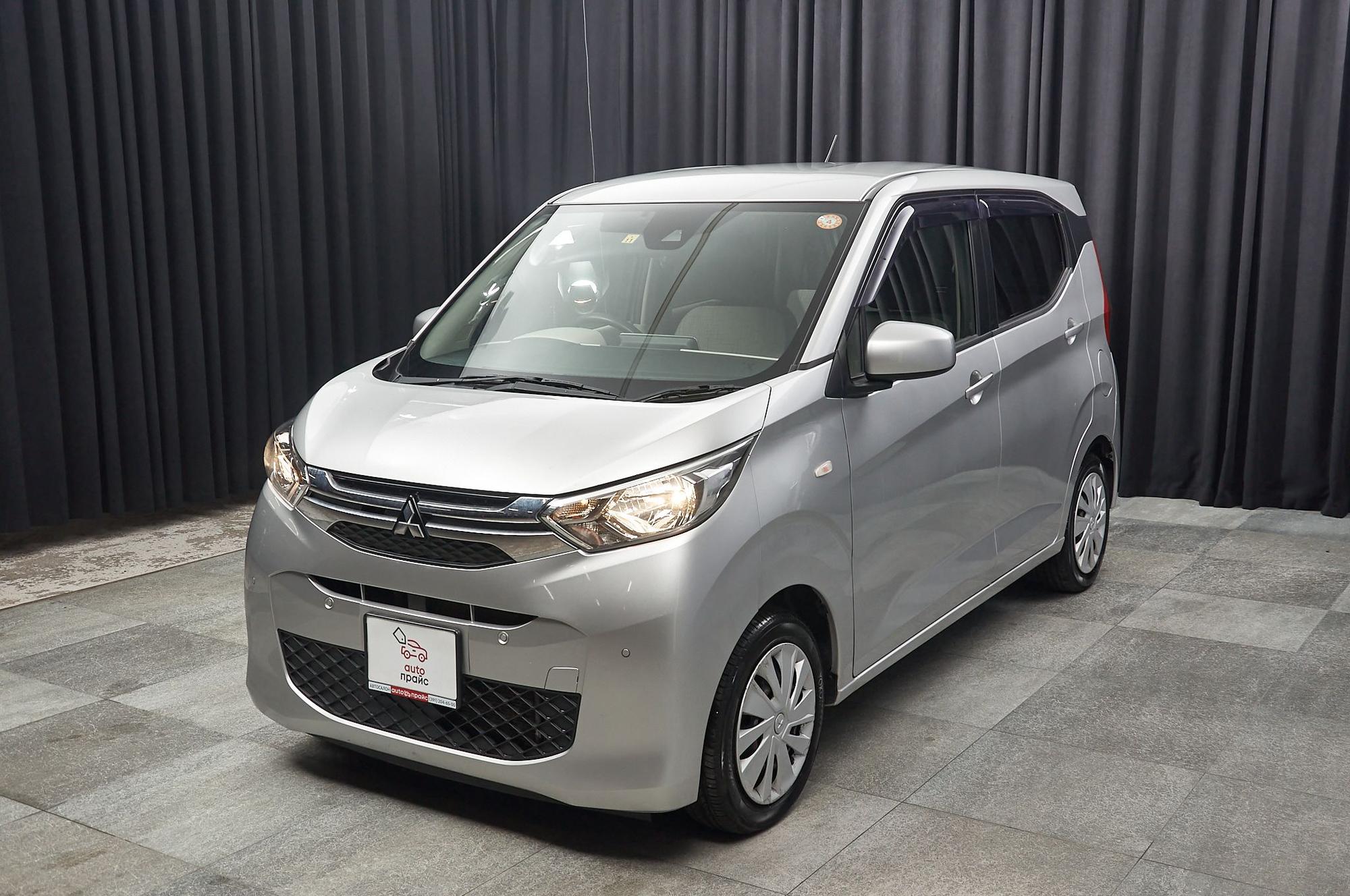 Mitsubishi EK Wagon - 1