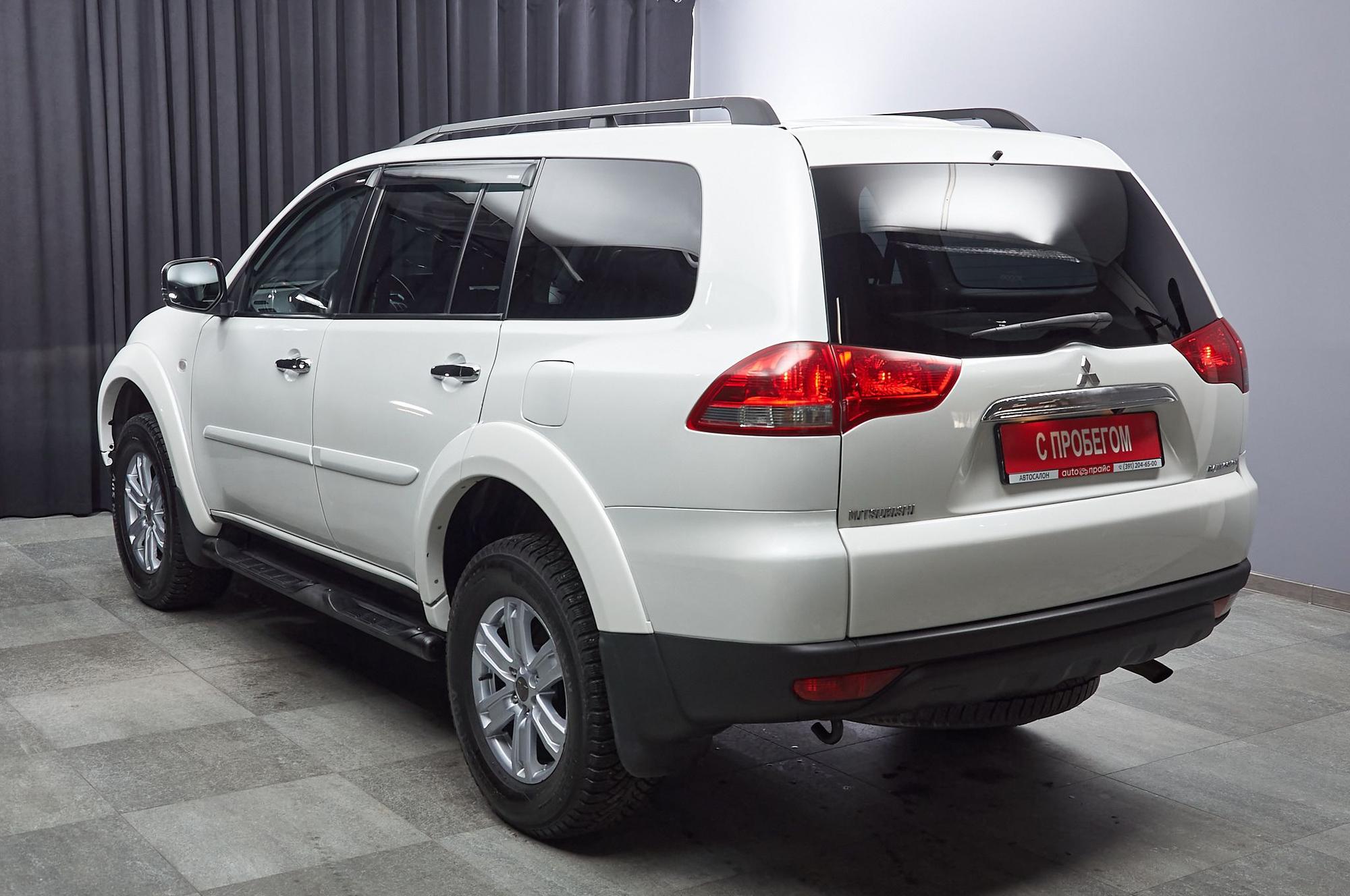 Mitsubishi Pajero Sport - 5