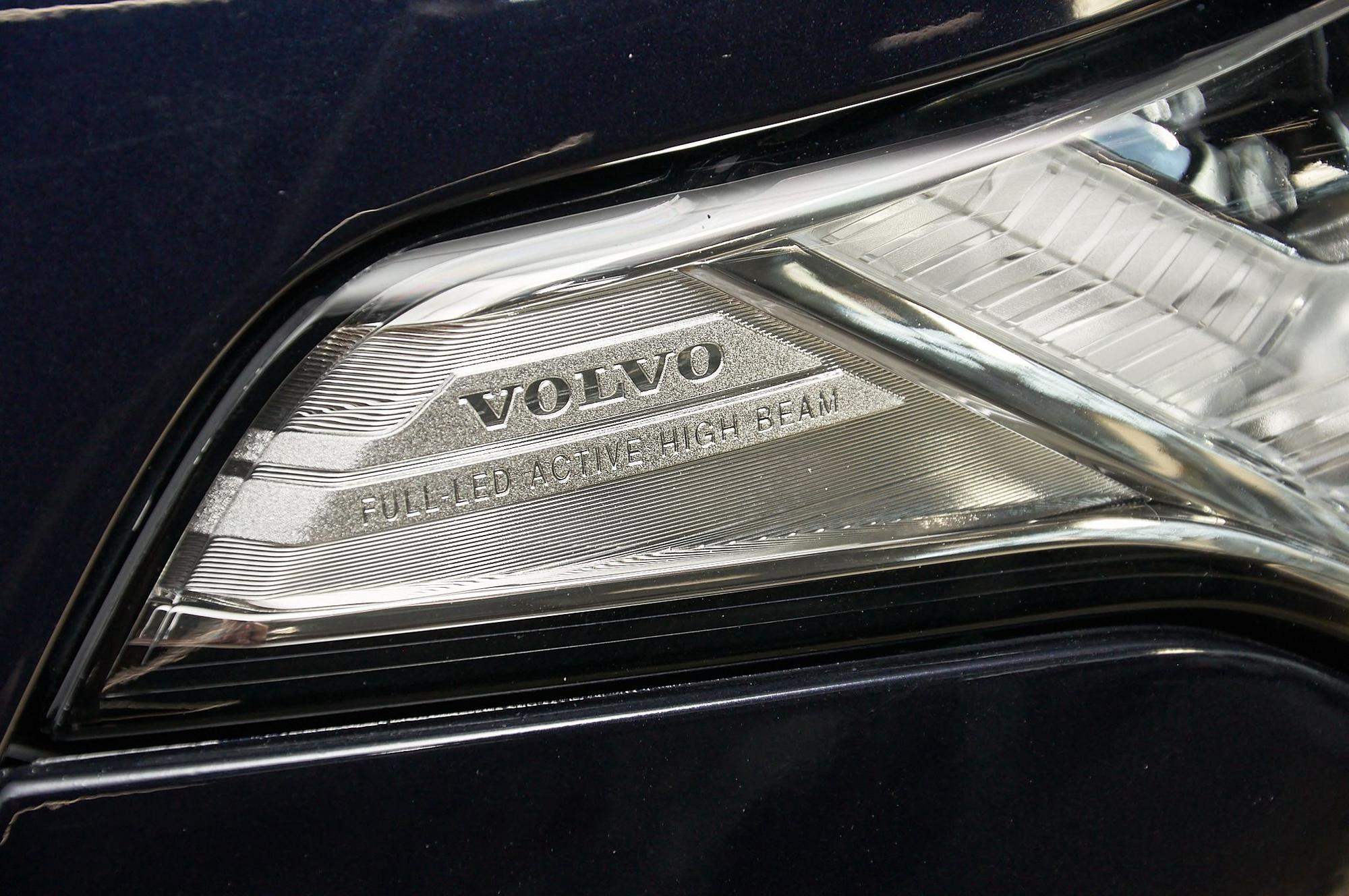 Volvo XC90 - 3