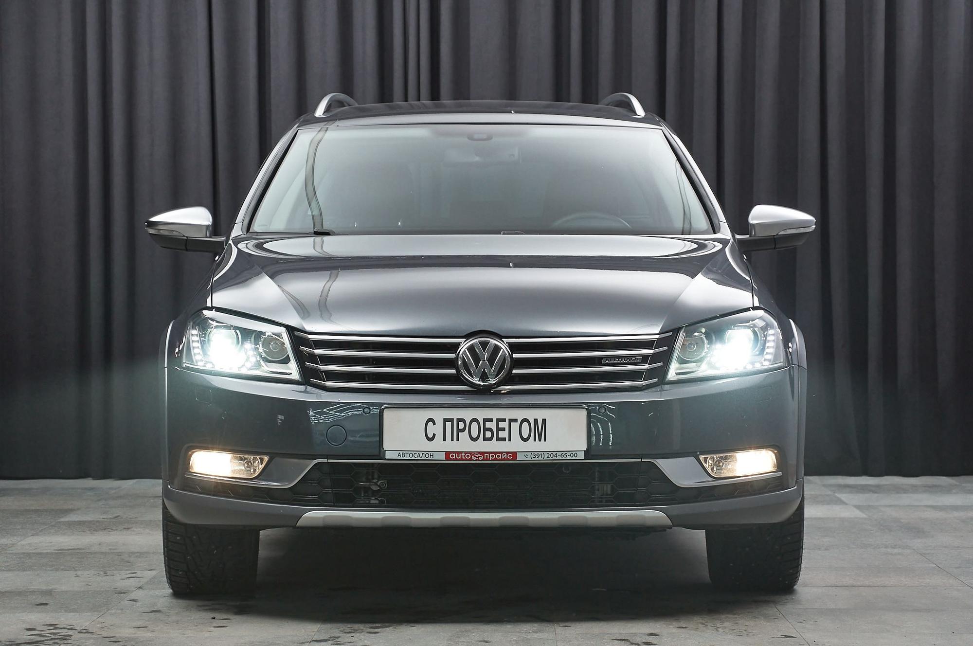 Volkswagen Passat - 2