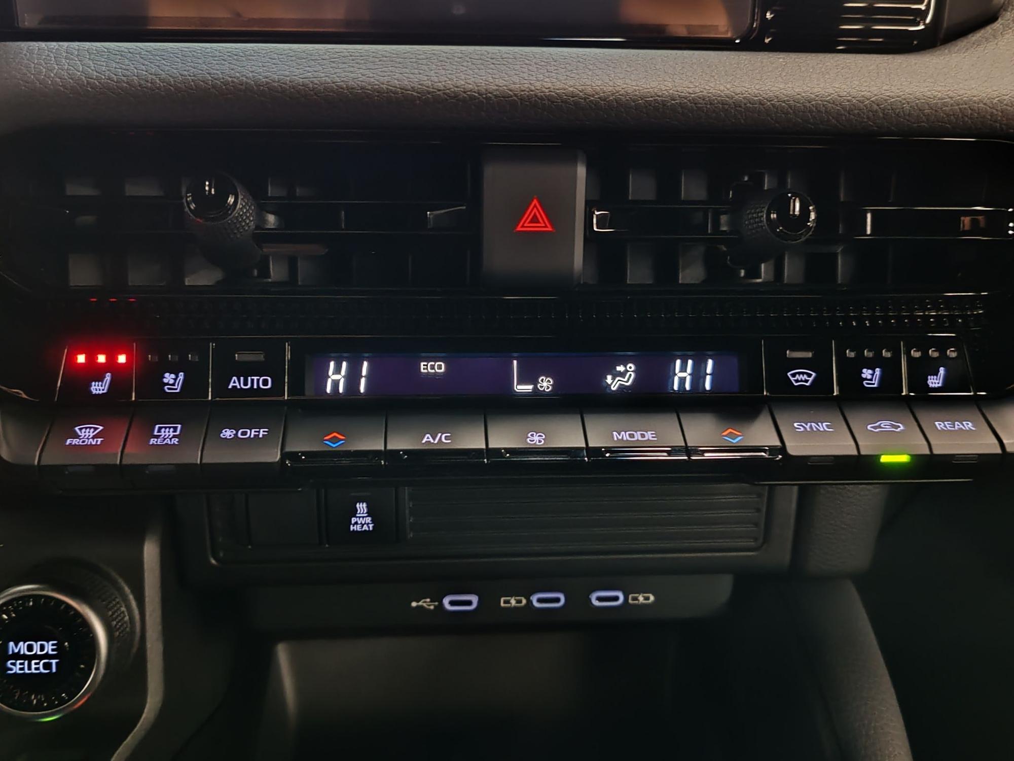 Toyota Land Cruiser Prado - 5