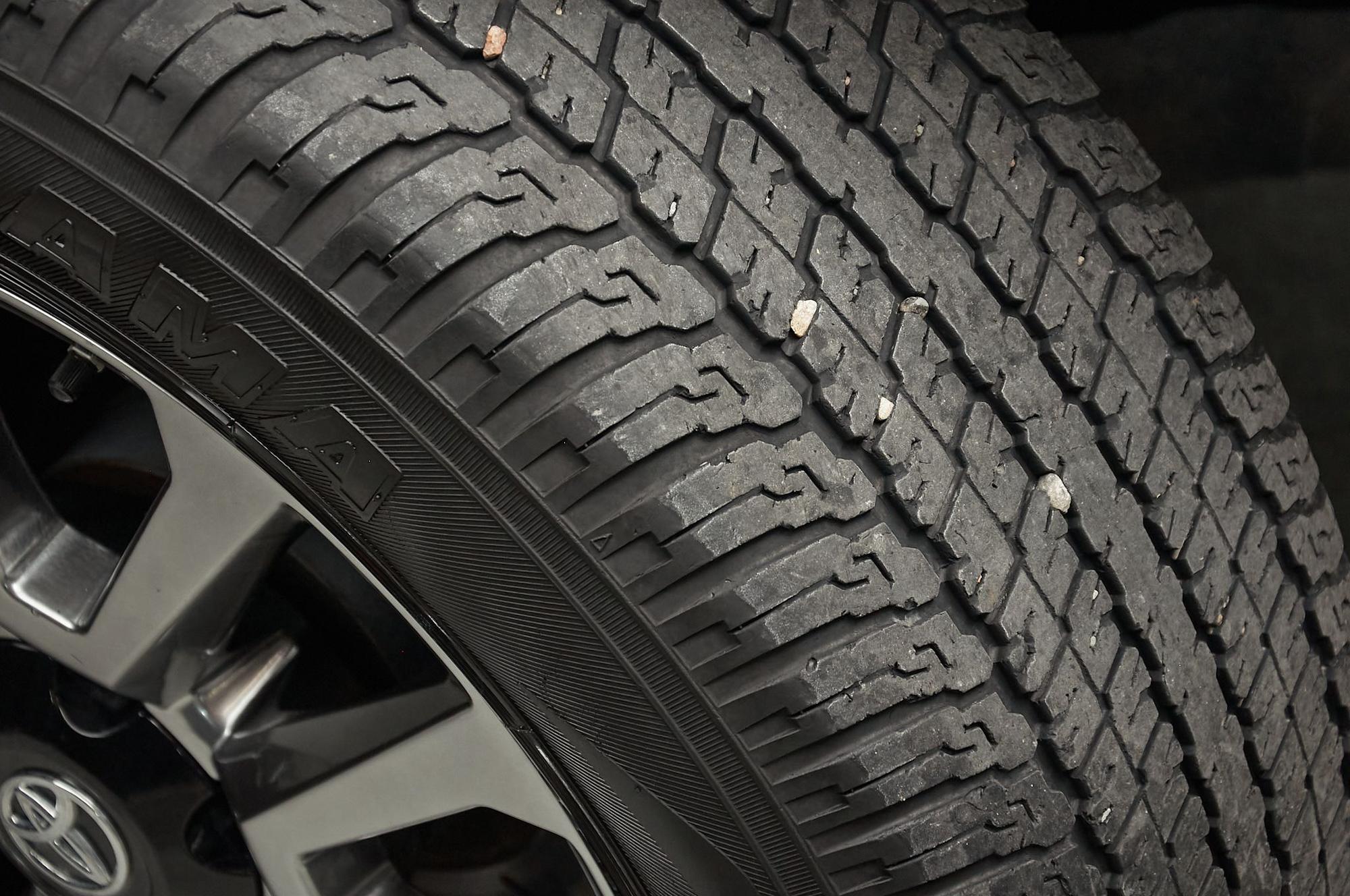 Toyota Land Cruiser Prado - 4