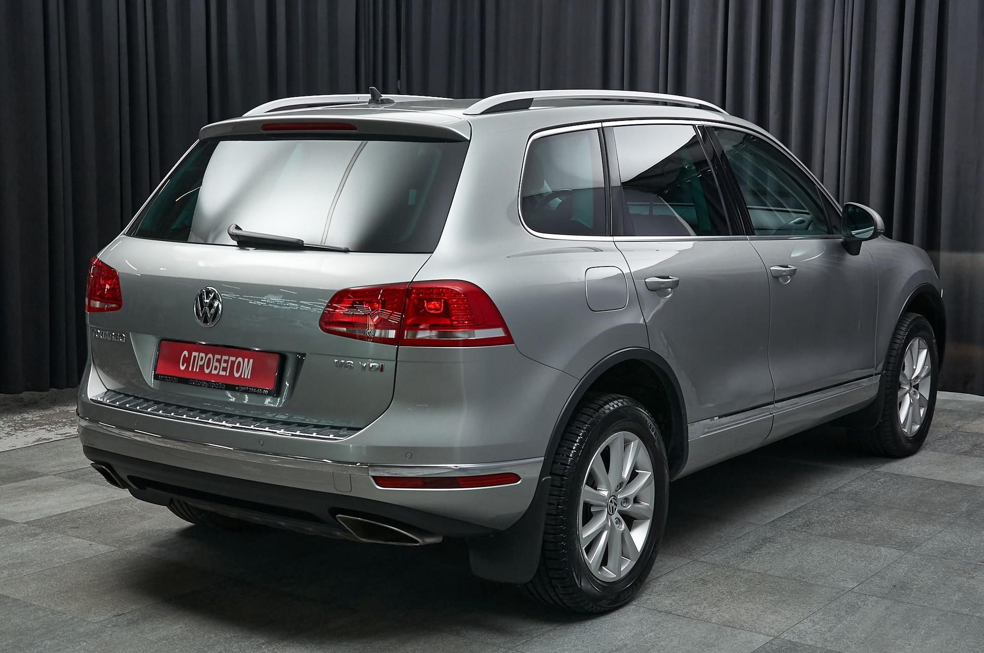 Volkswagen Touareg - 4