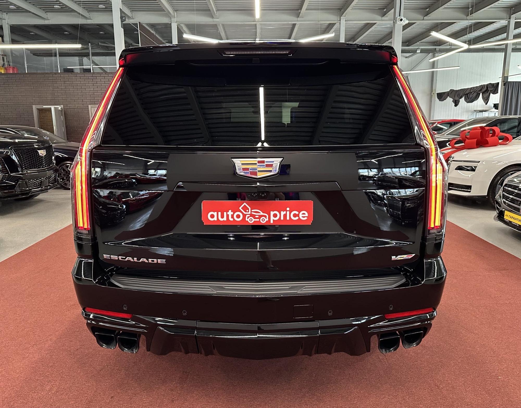 Cadillac Escalade-V - 3