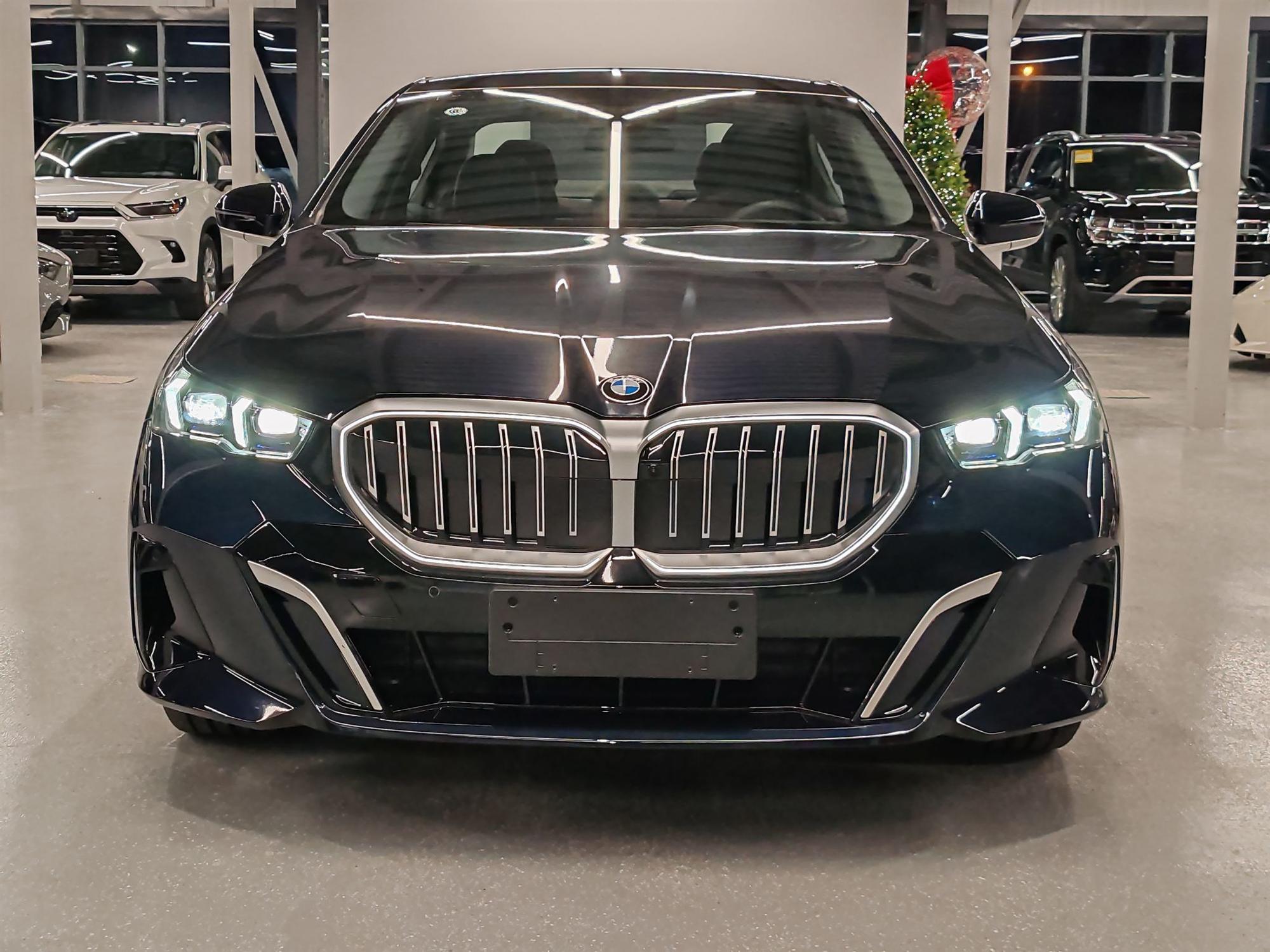 BMW 5 серия - 4