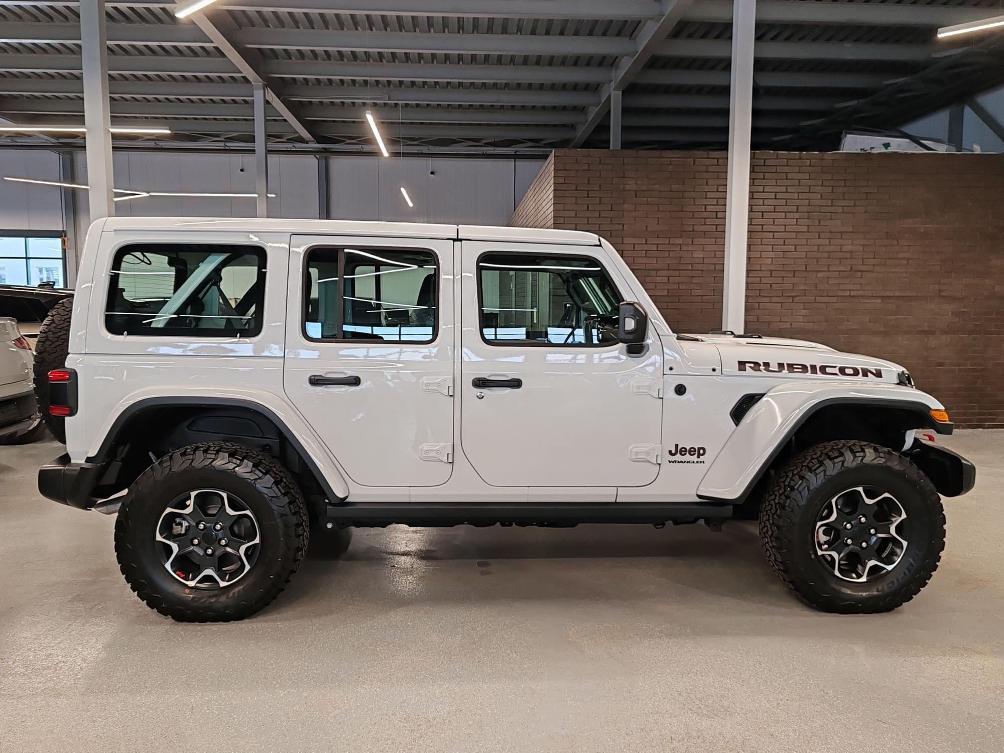 Jeep Wrangler - 5