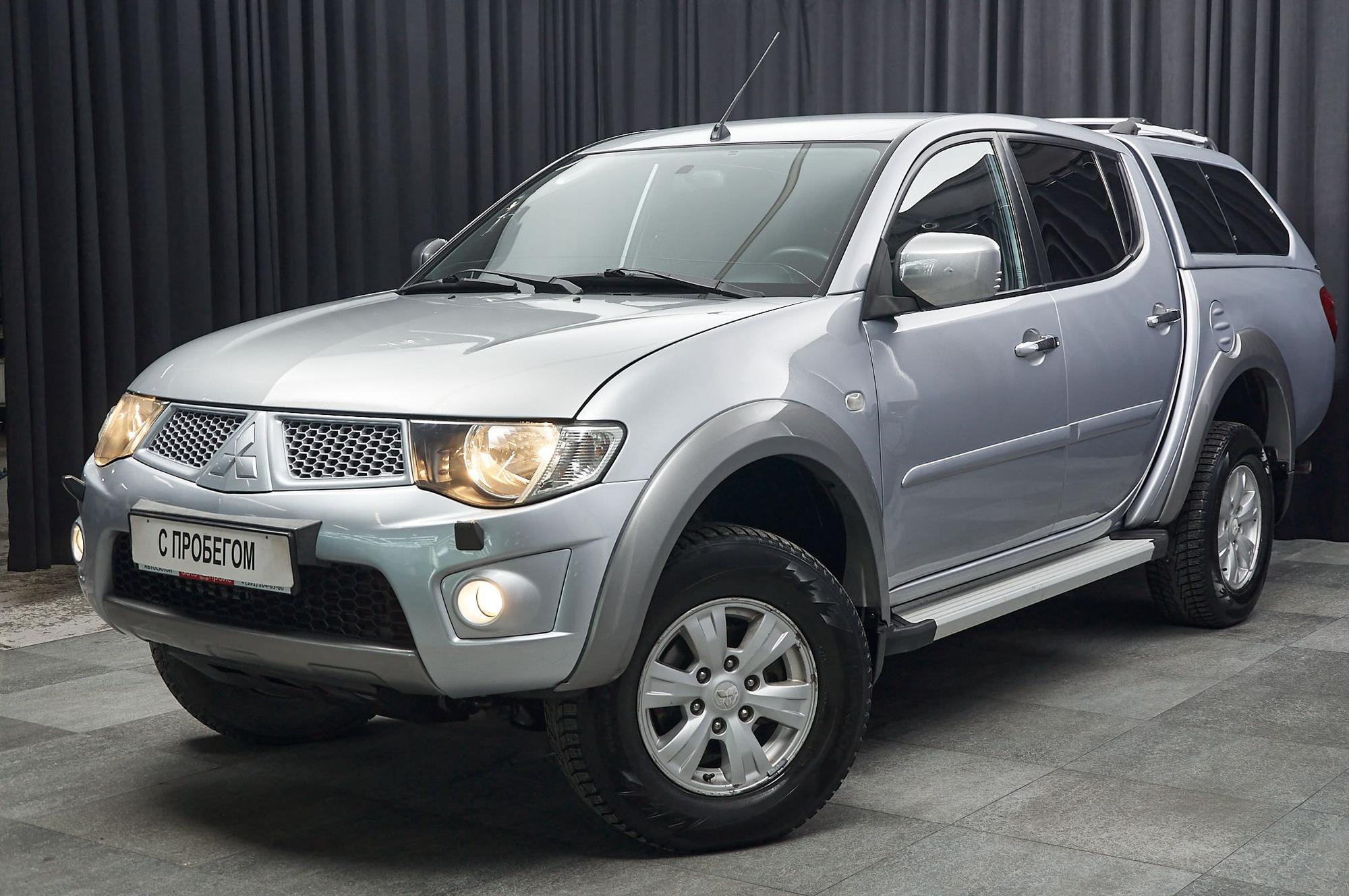 Mitsubishi L200 - 1