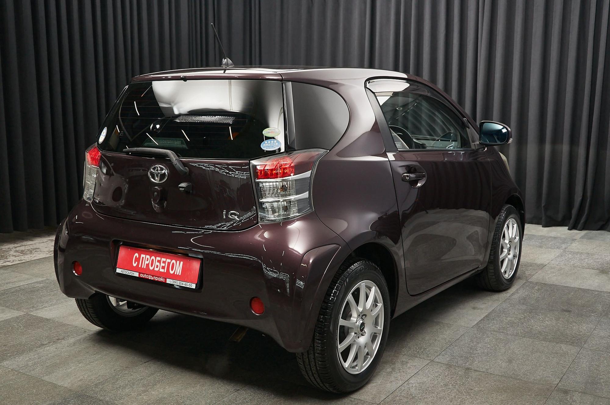 Toyota iQ - 4