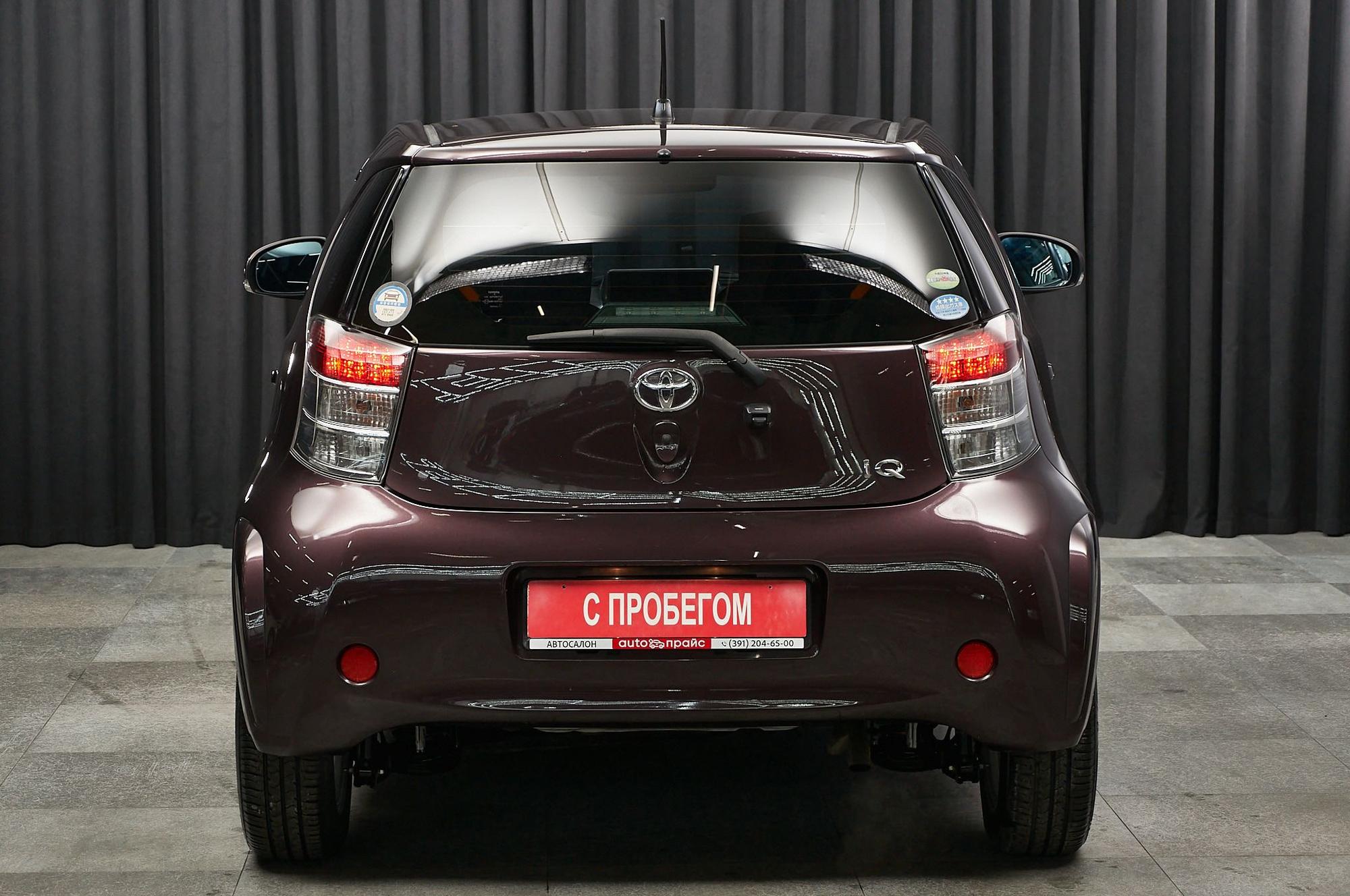 Toyota iQ - 5