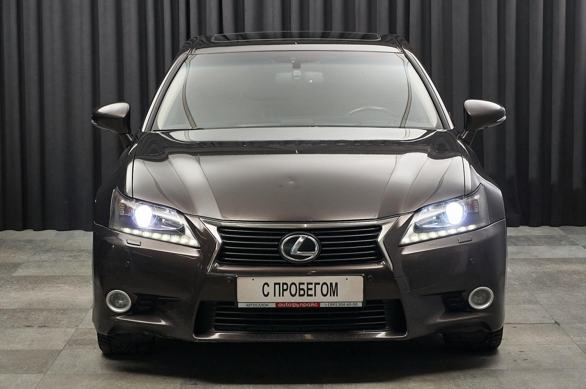 Lexus GS - 1
