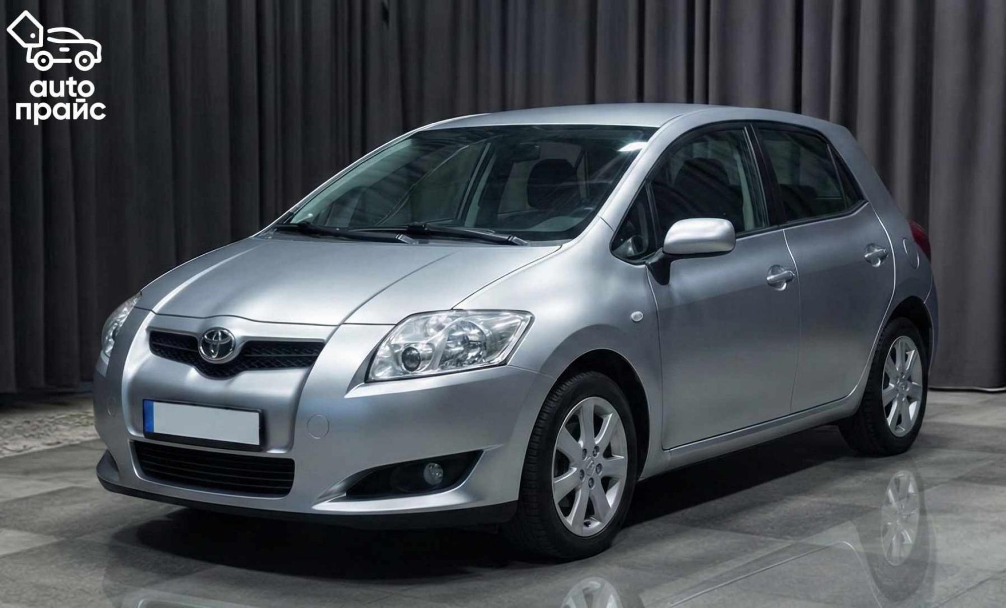 Toyota Auris - 1