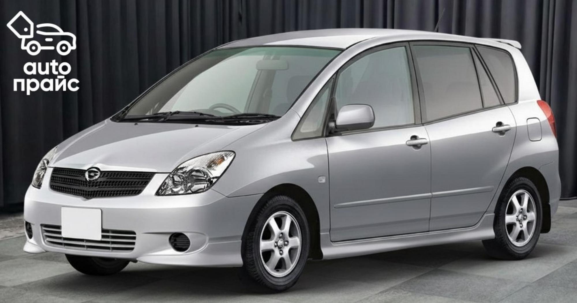 Toyota Corolla Spacio - 1