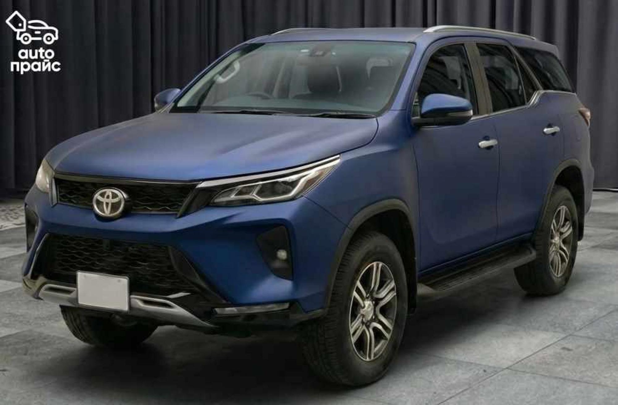 Toyota Fortuner - 1