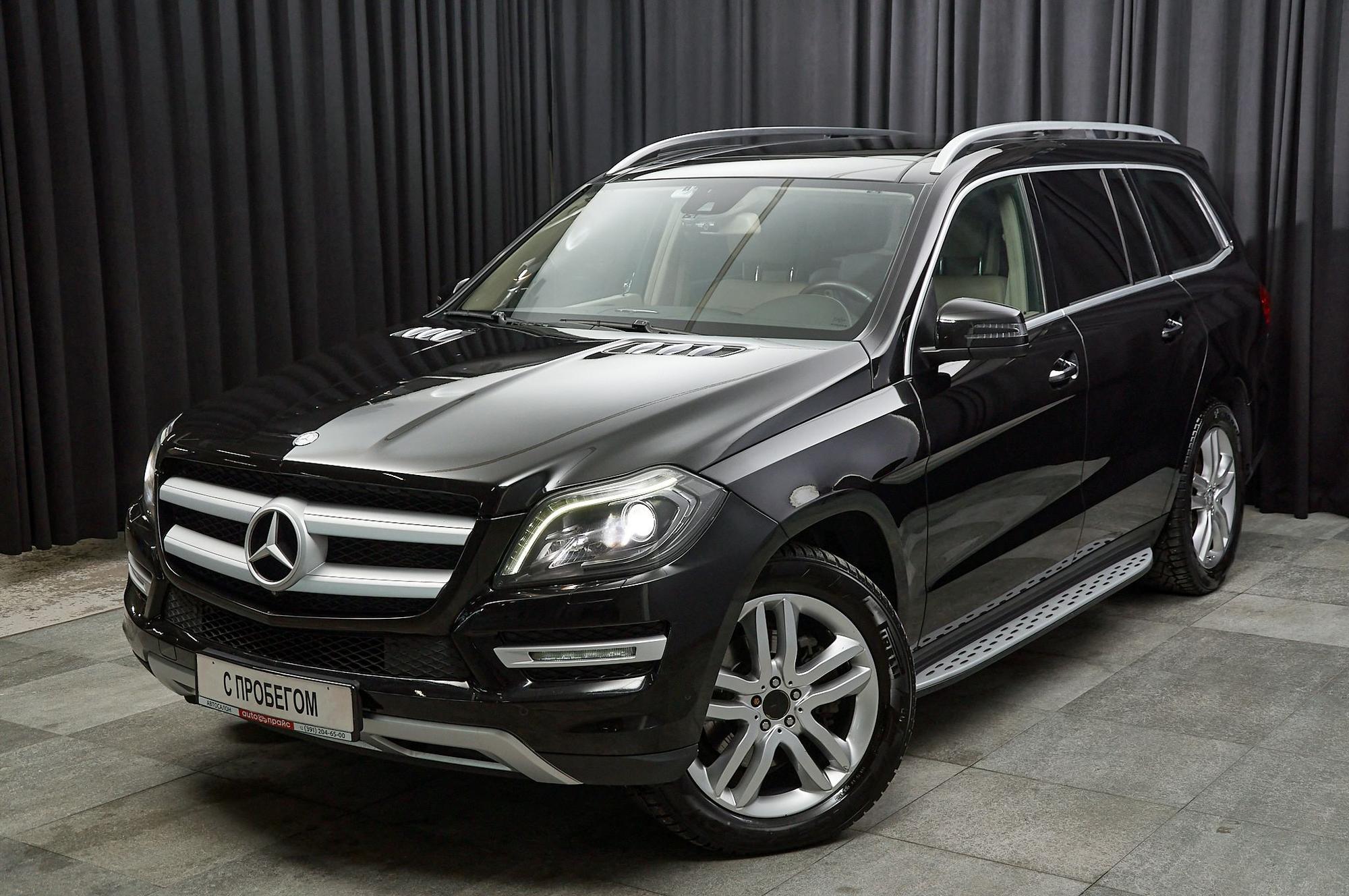 Mercedes-Benz GL-400 - 1