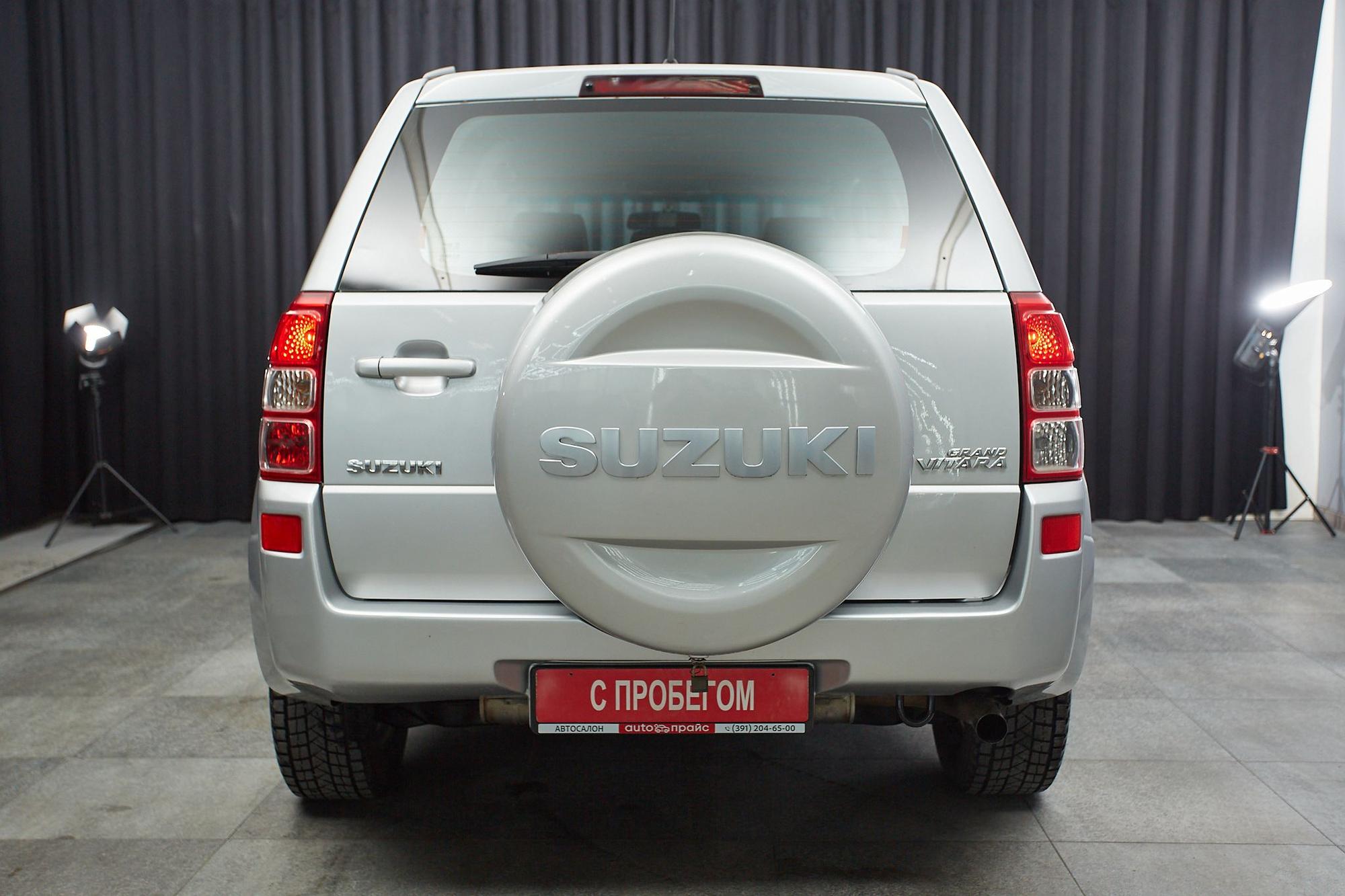Suzuki Grand Vitara - 5