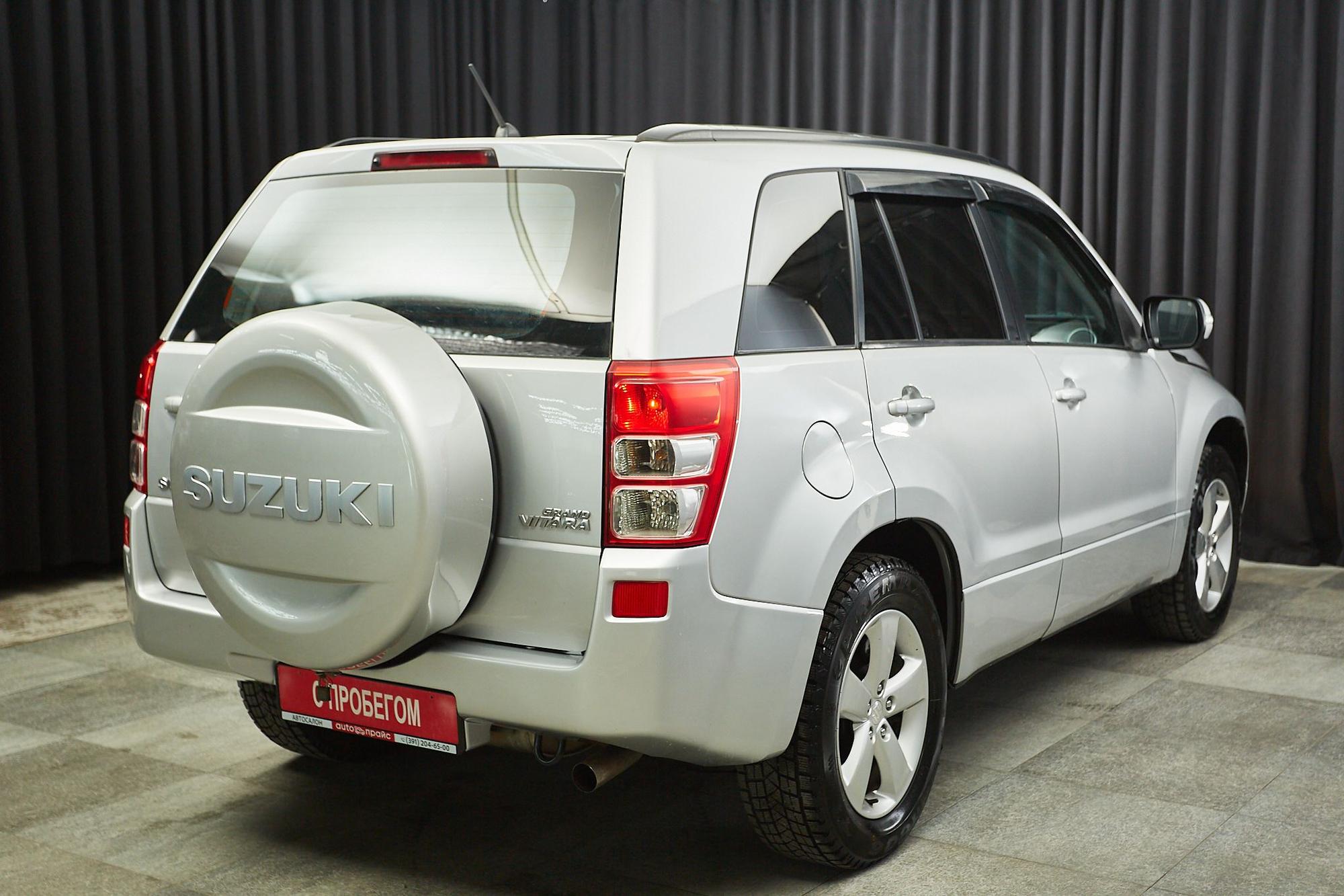 Suzuki Grand Vitara - 4