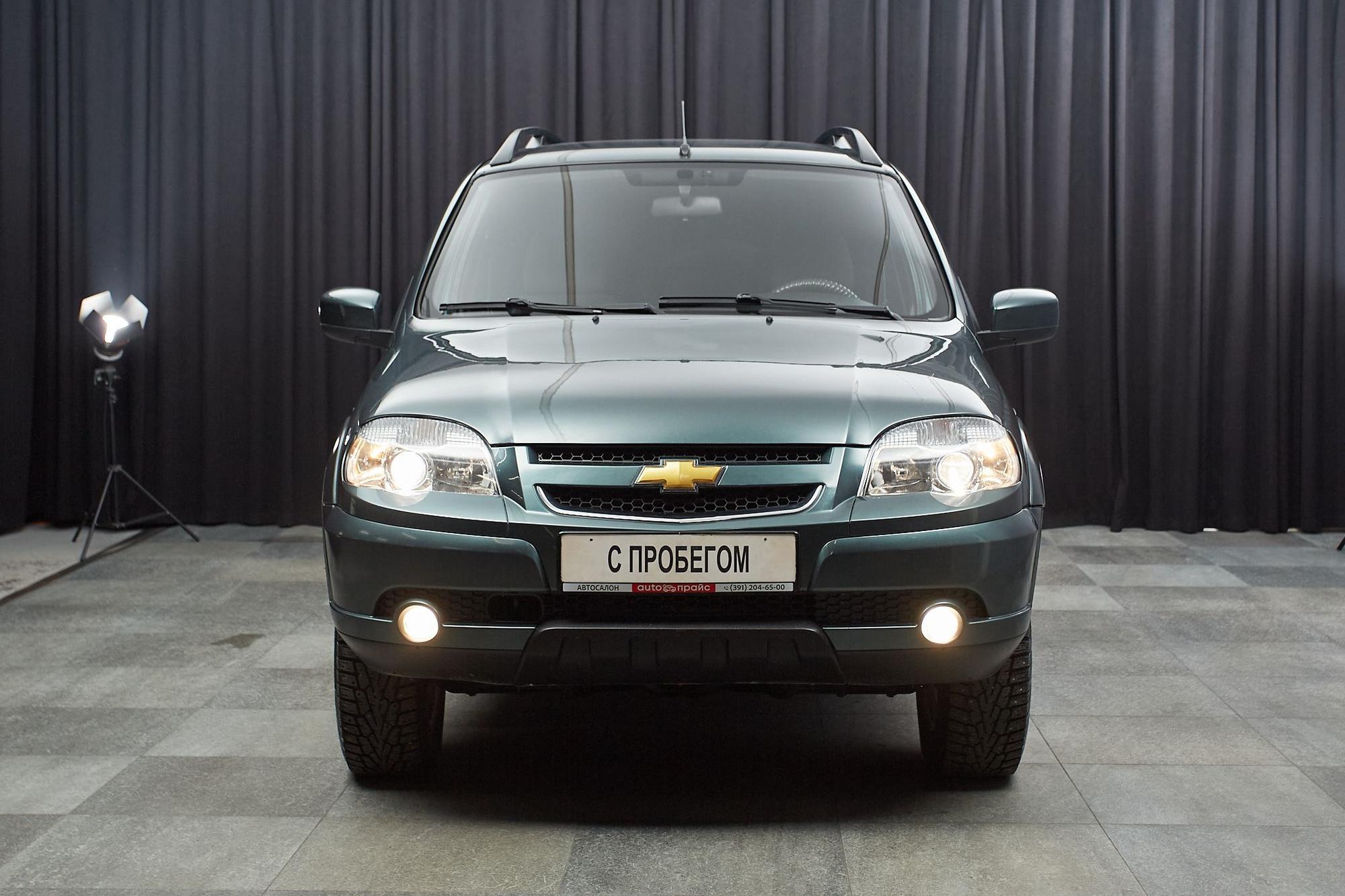 Chevrolet Niva - 2