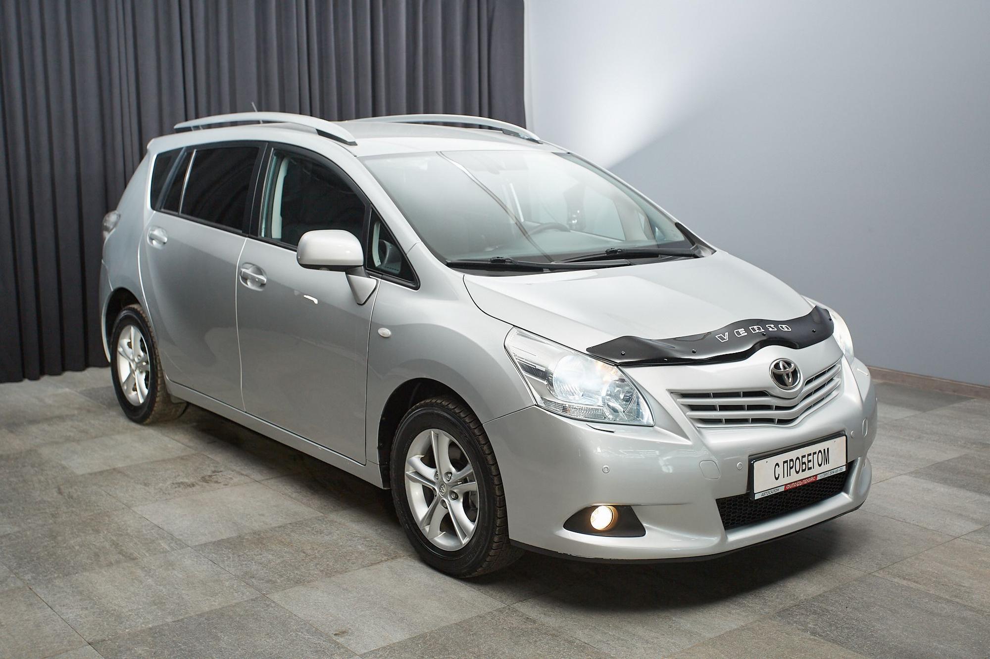 Toyota Verso - 3