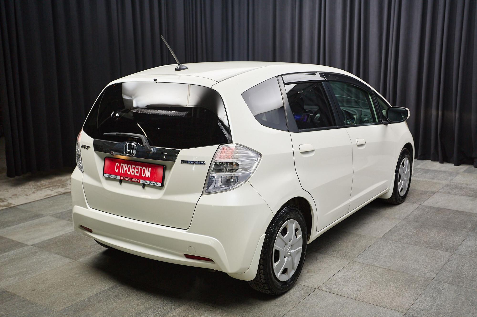 Honda Fit - 4