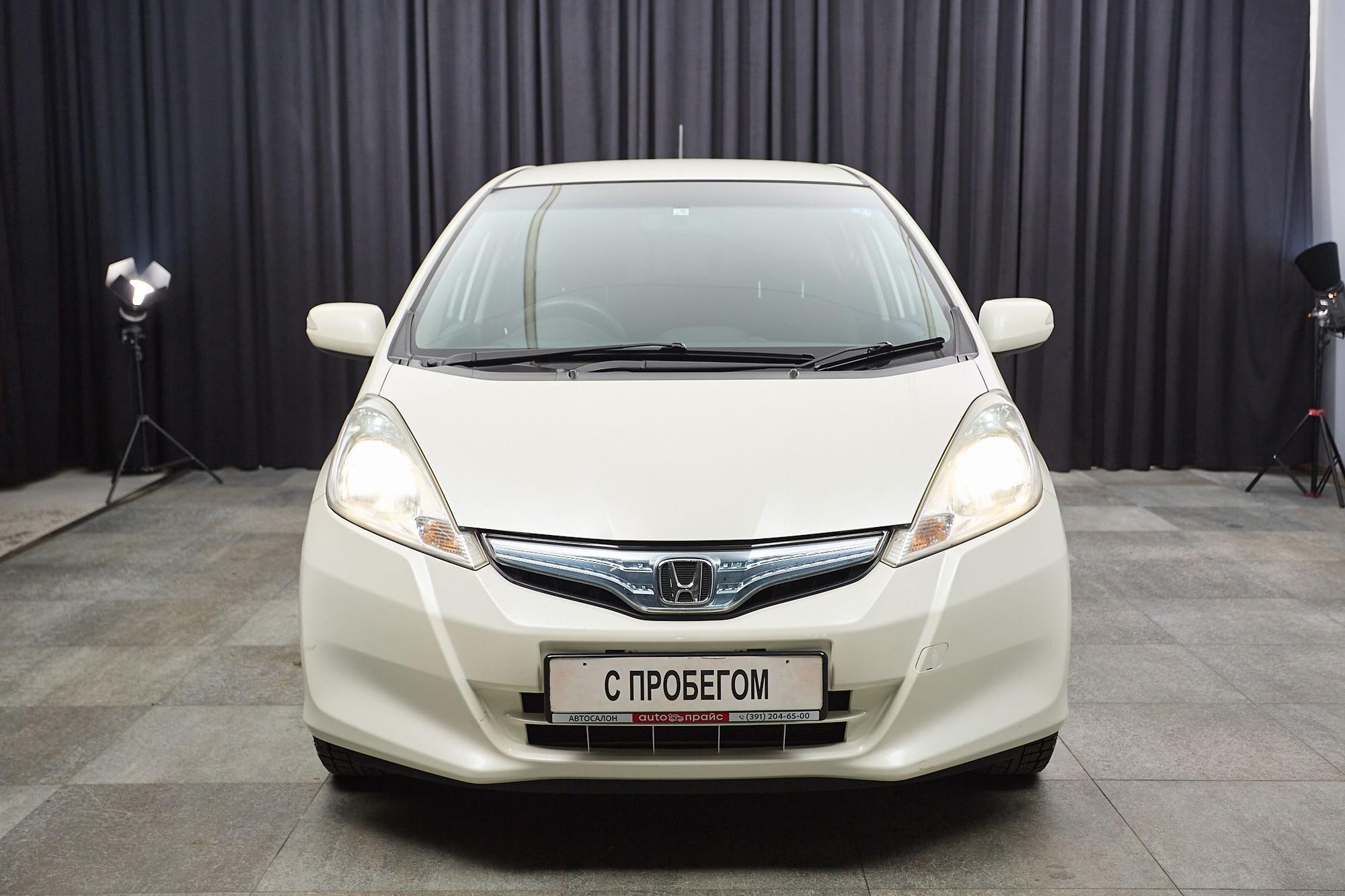 Honda Fit - 2