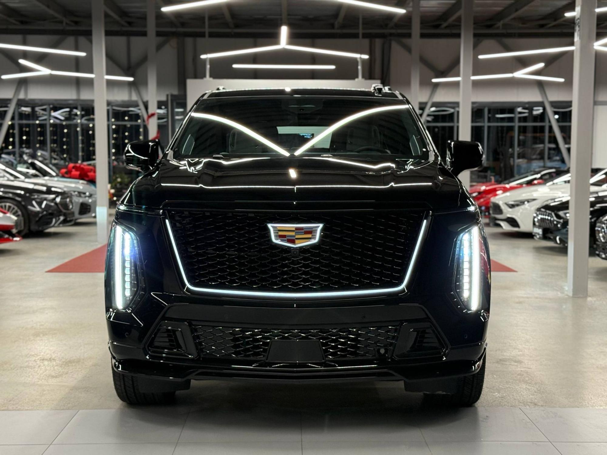 Cadillac Escalade-V - 4