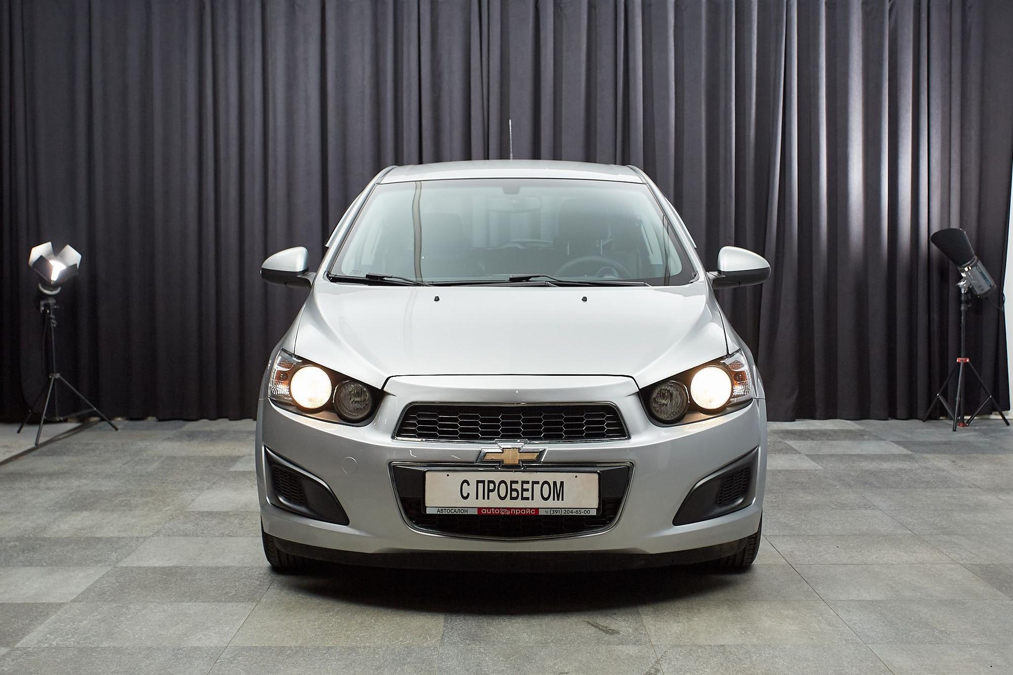 Chevrolet Aveo - 2