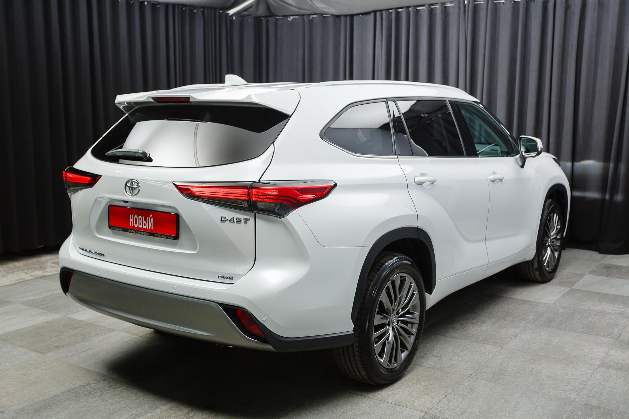 Toyota Highlander - 4