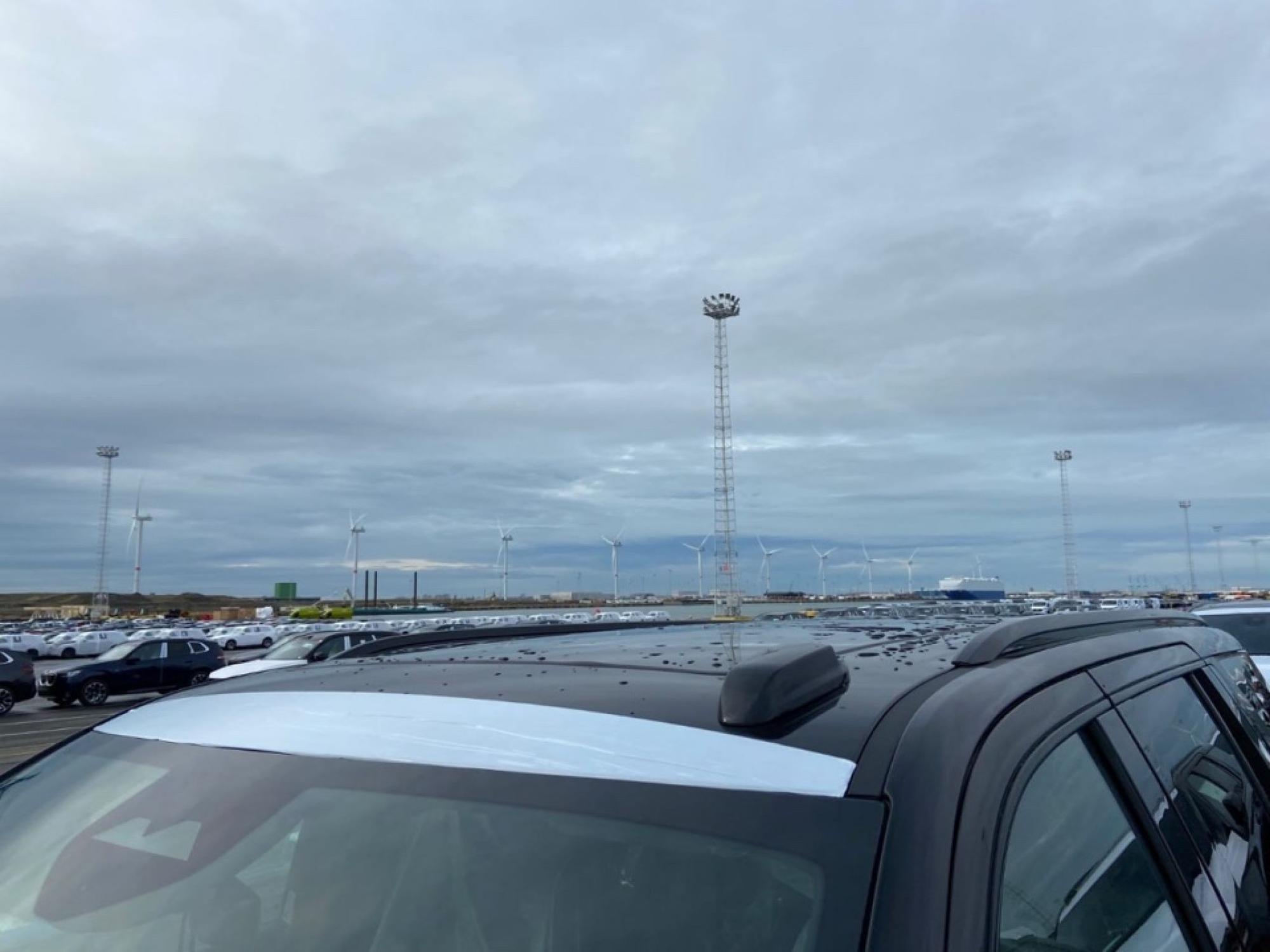 Cadillac Escalade - 3