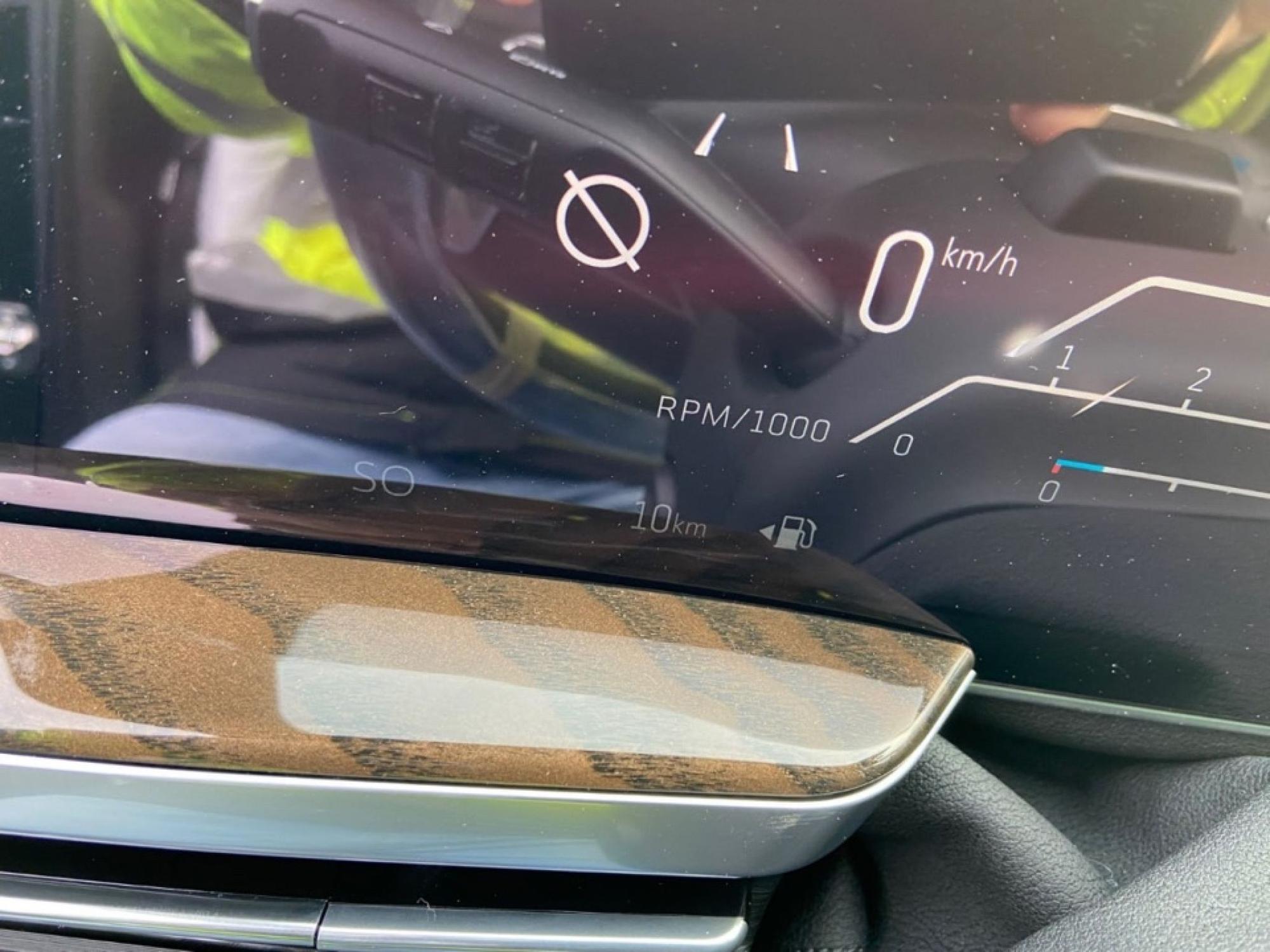 Cadillac Escalade - 5