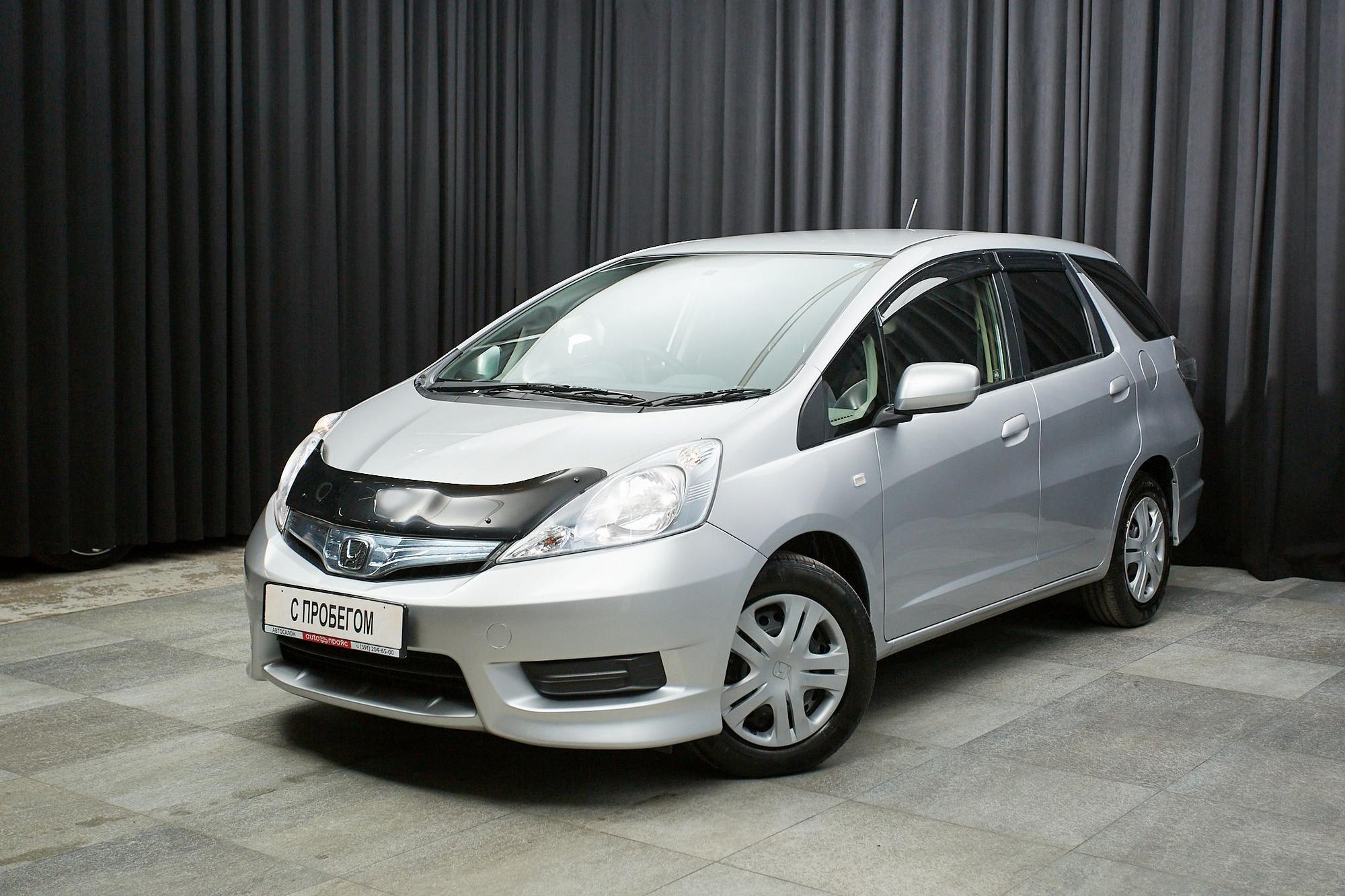 Honda Fit Shuttle - 1