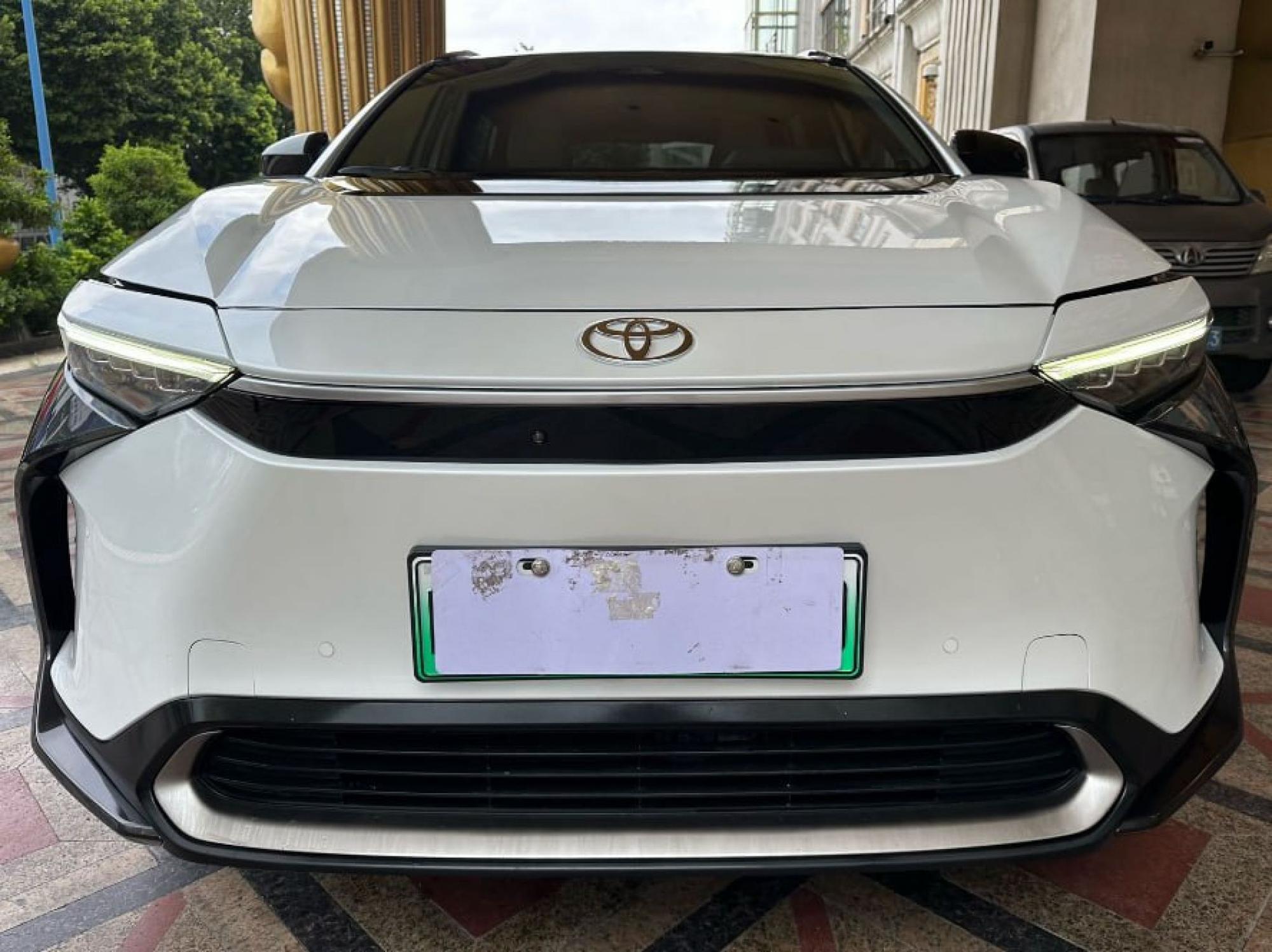 Автомобиль - изображение 1 из 5