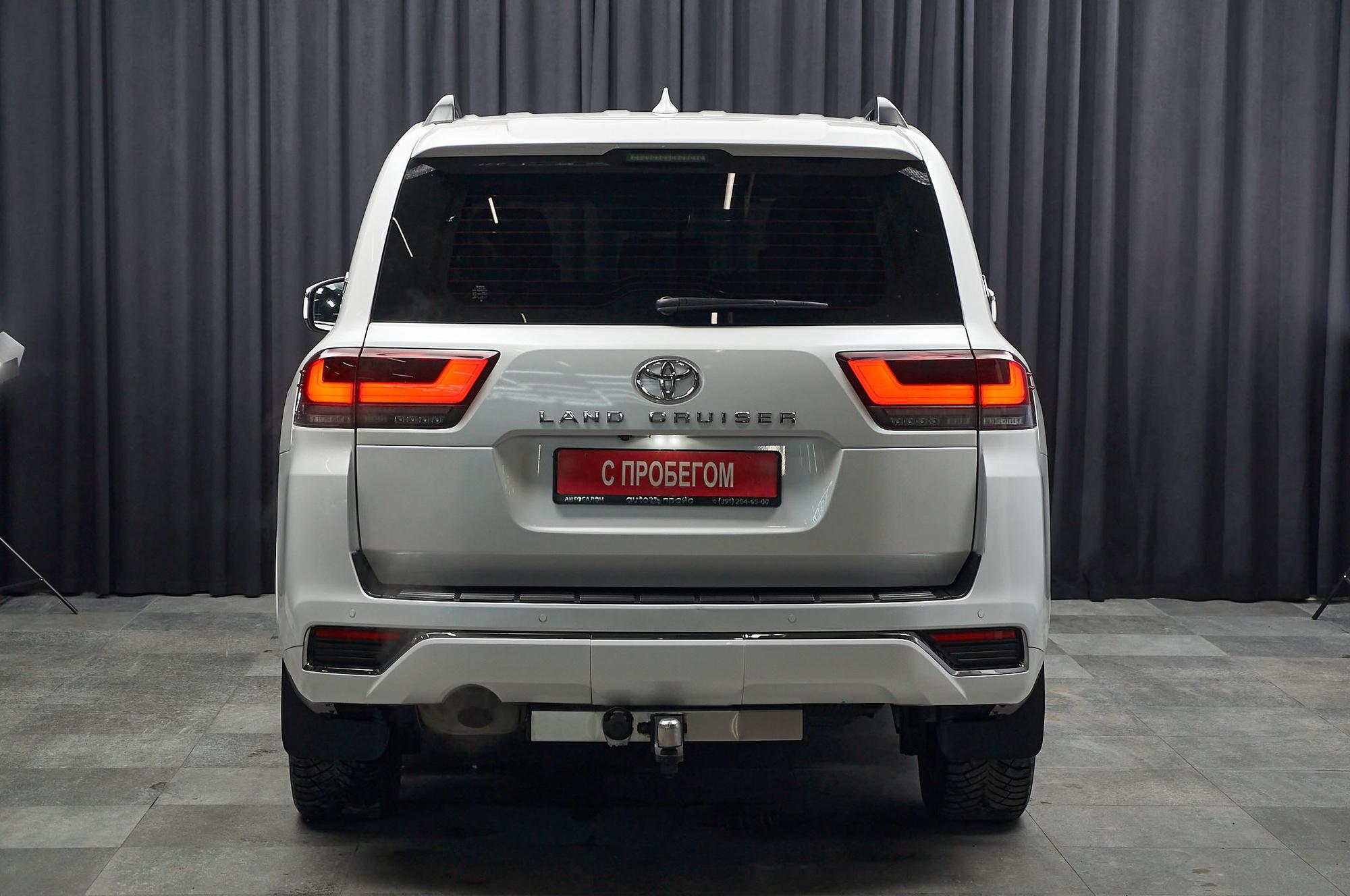 Toyota Land Cruiser - 5