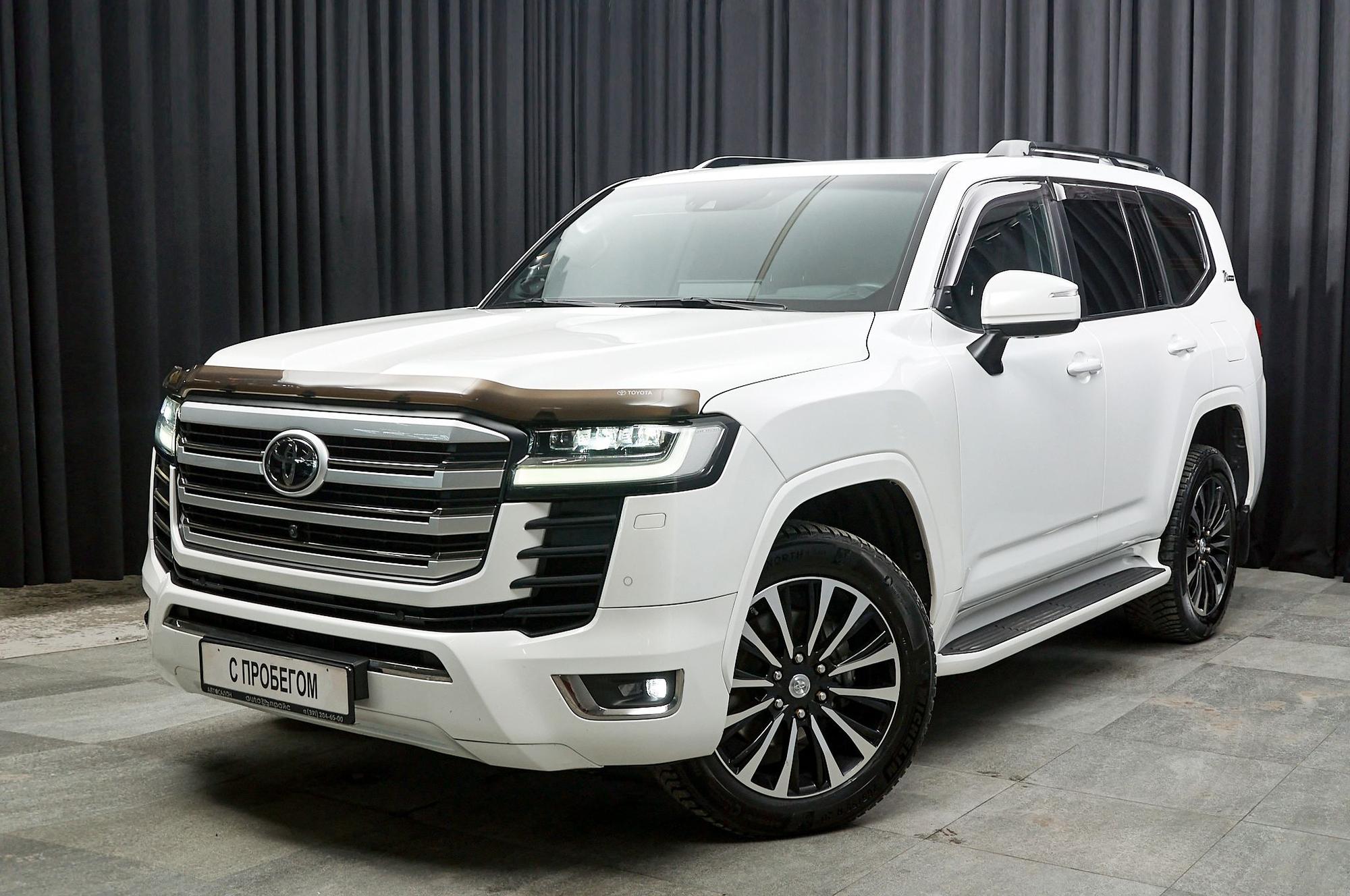 Toyota Land Cruiser - 1